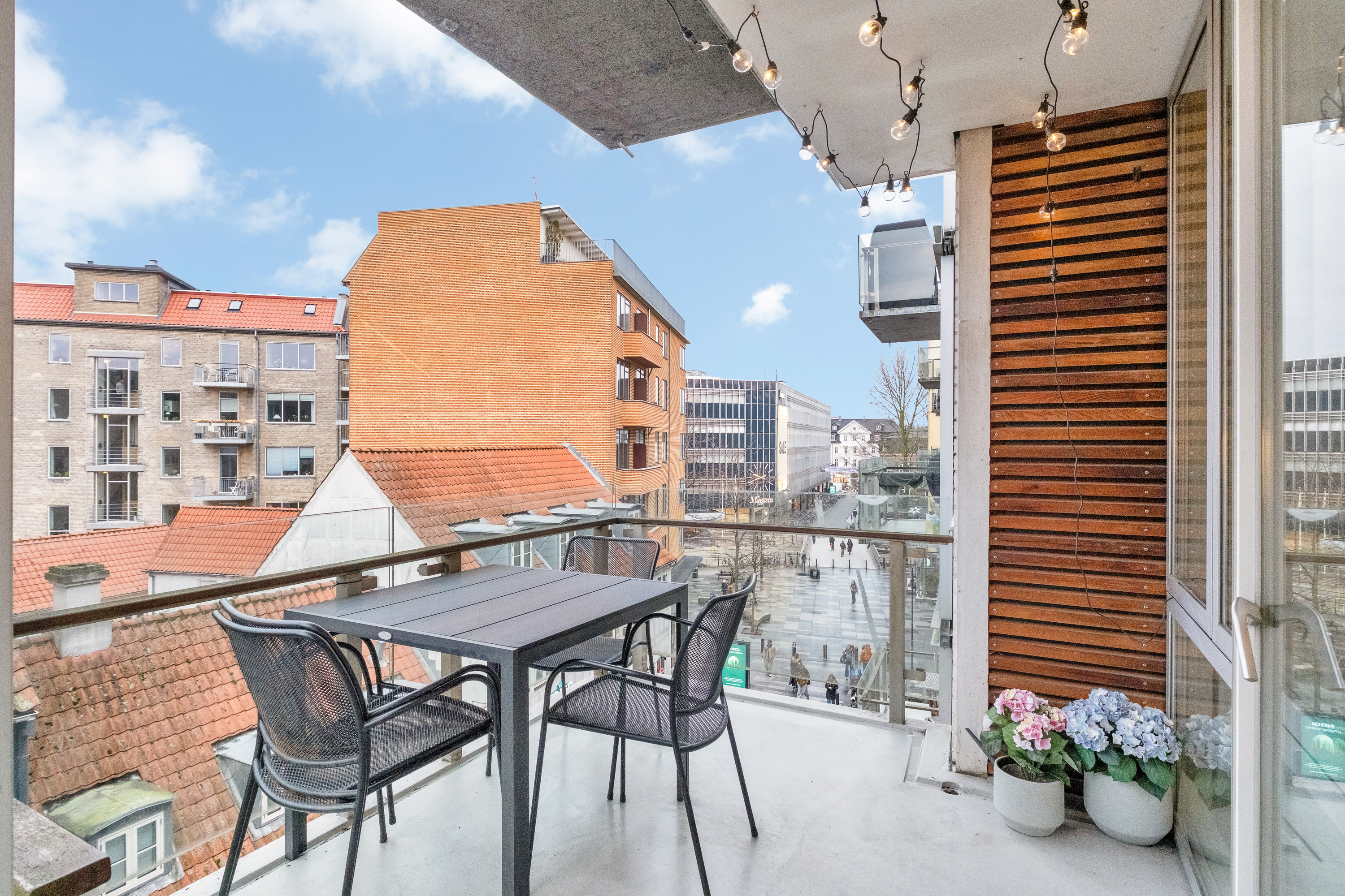 Fremhævet altan billede i fuldskærmstilstand. Billede af Frederiksgade 11, 2. tv., 8000 Aarhus C