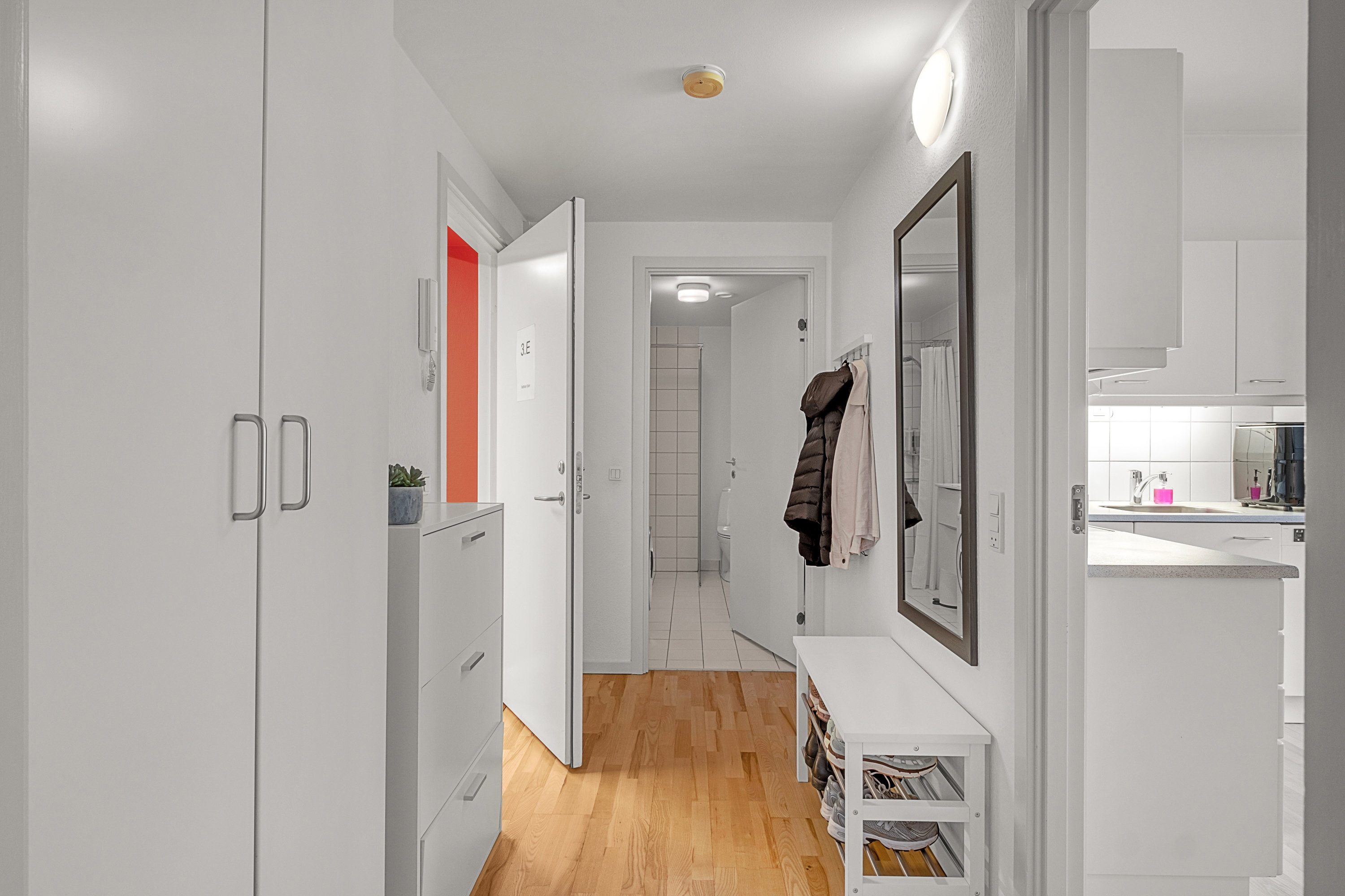 Fremhævet entré billede i fuldskærmstilstand. Billede af Frederiks Allé 28, 3. e., 8000 Aarhus C