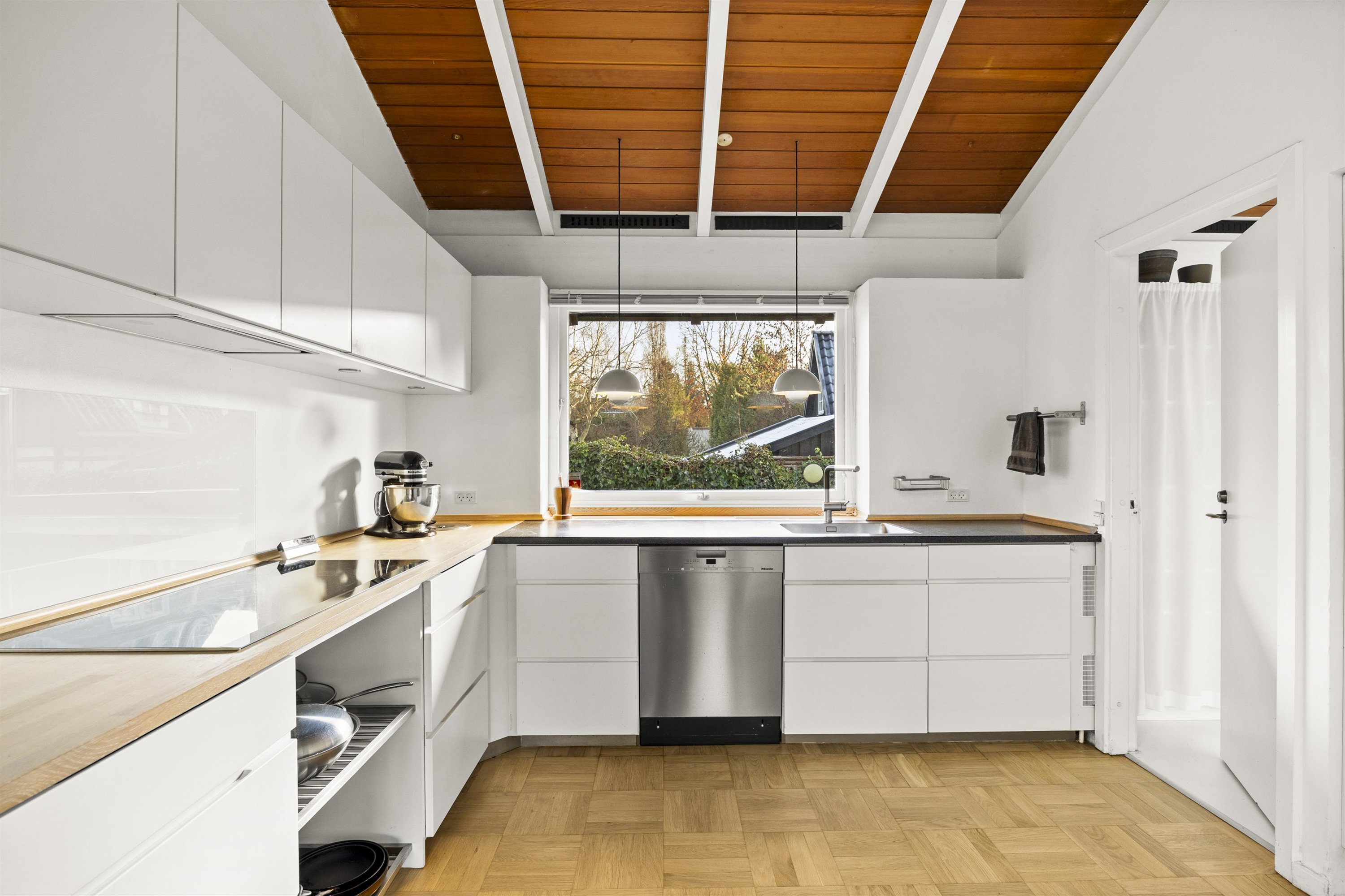 Fremhævet andet billede i fuldskærmstilstand. Billede af Parkovsvej 57B, 2820 Gentofte