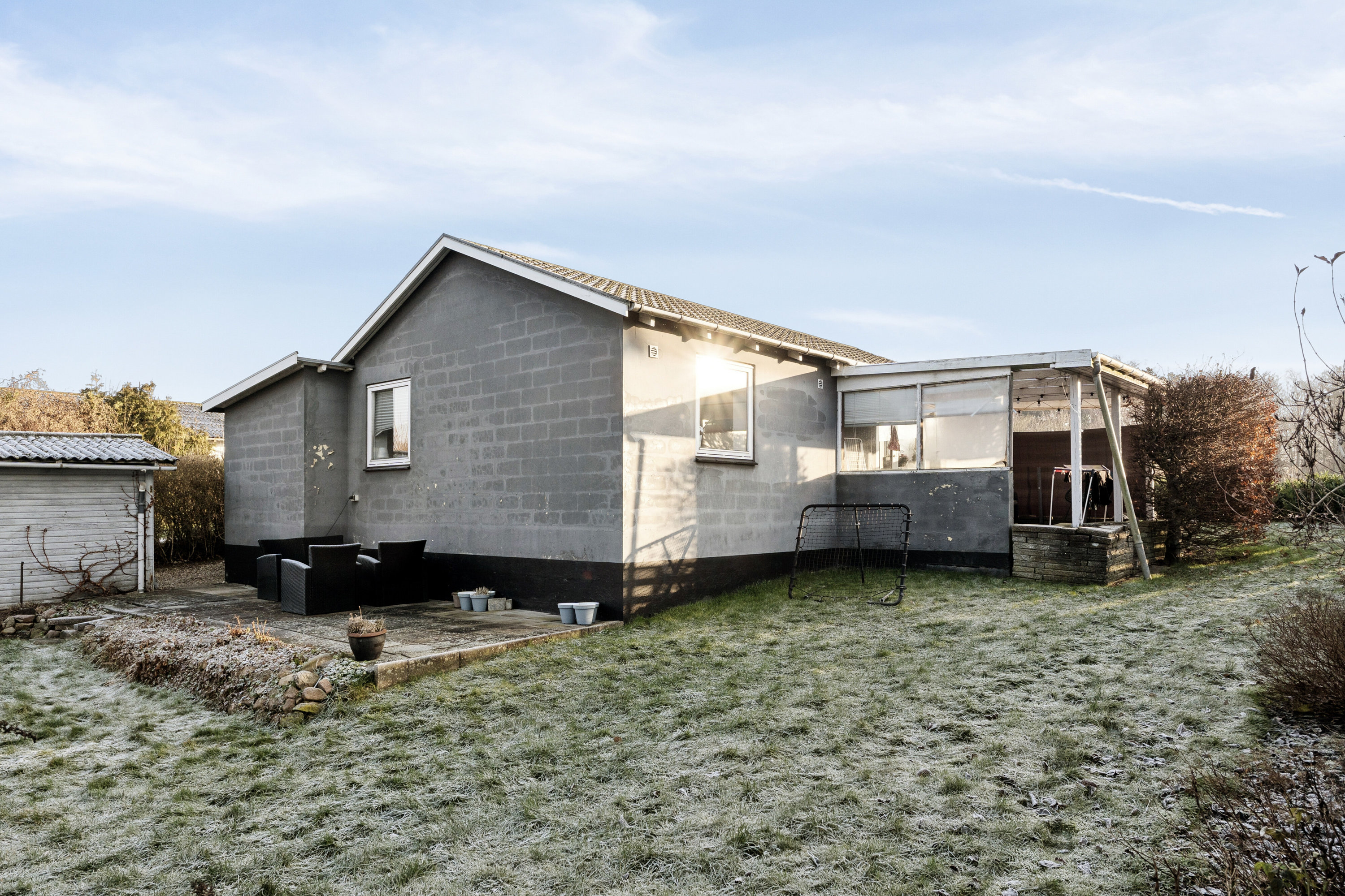 Miniaturebillede 2: set fra haven. Billede af Lindevej 15, 4560 Vig