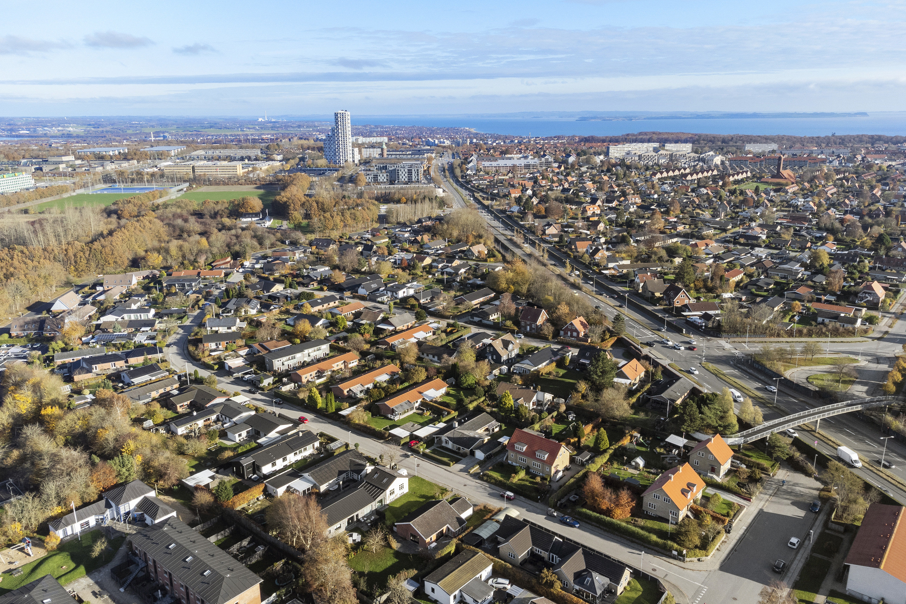 Fremhævet street view billede i fuldskærmstilstand. Billede af Mandalsvej 8A, Christiansbjerg, 8200 Aarhus N