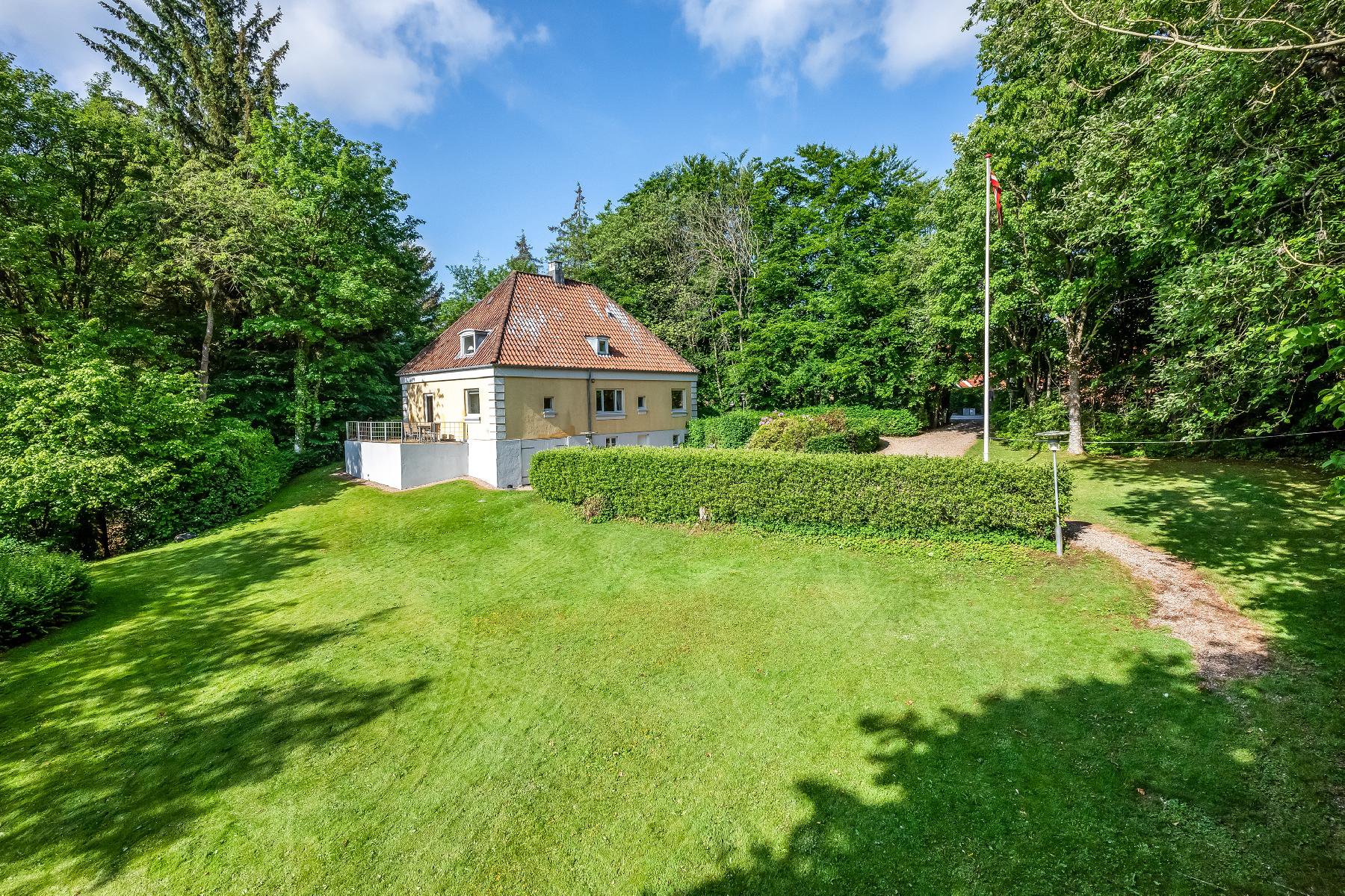 Fremhævet  billede i fuldskærmstilstand. Billede af Skjernvej 87, 7500 Holstebro