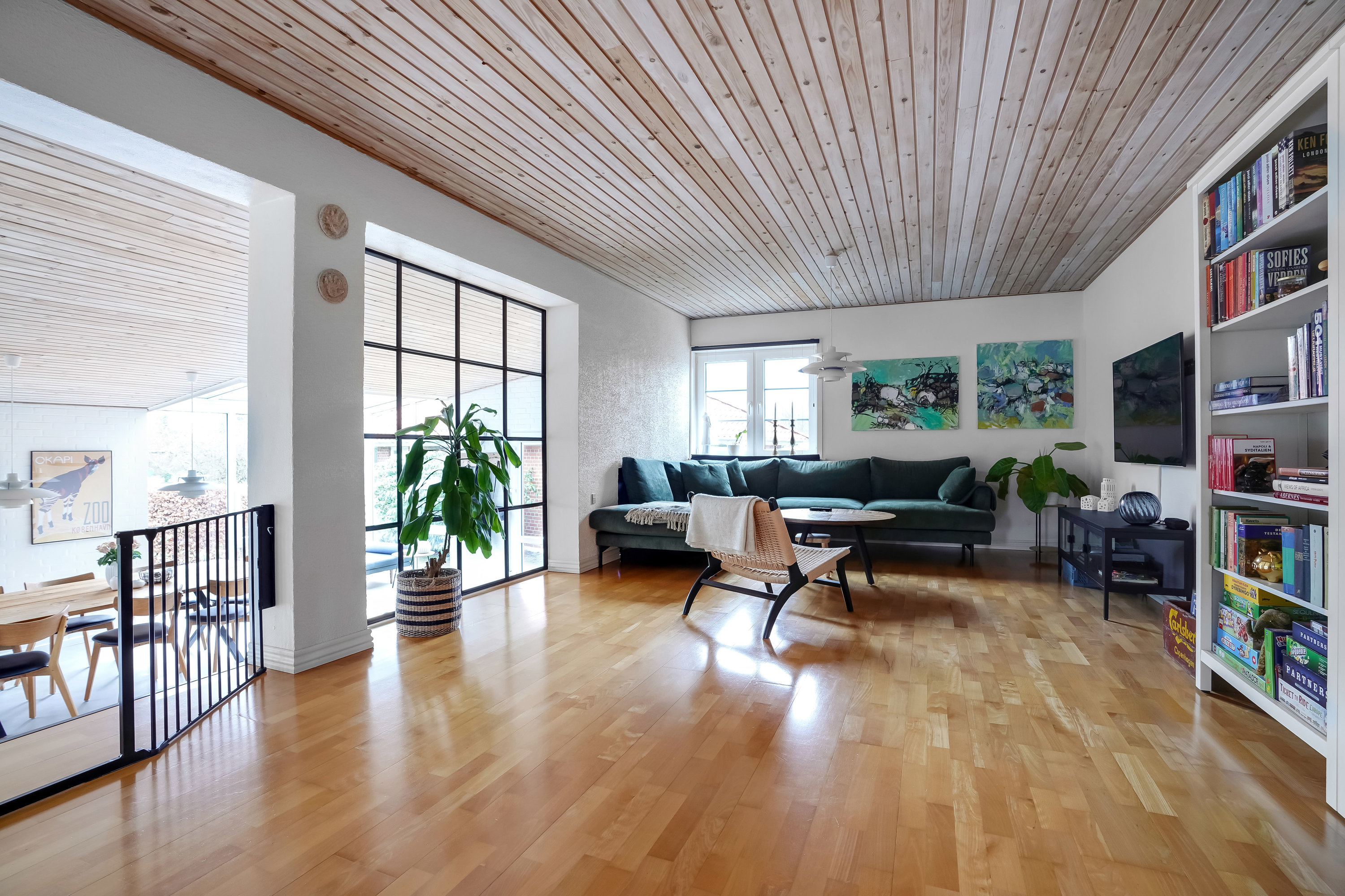 Fremhævet stue billede i fuldskærmstilstand. Billede af Strandvejen 15, 6840 Oksbøl