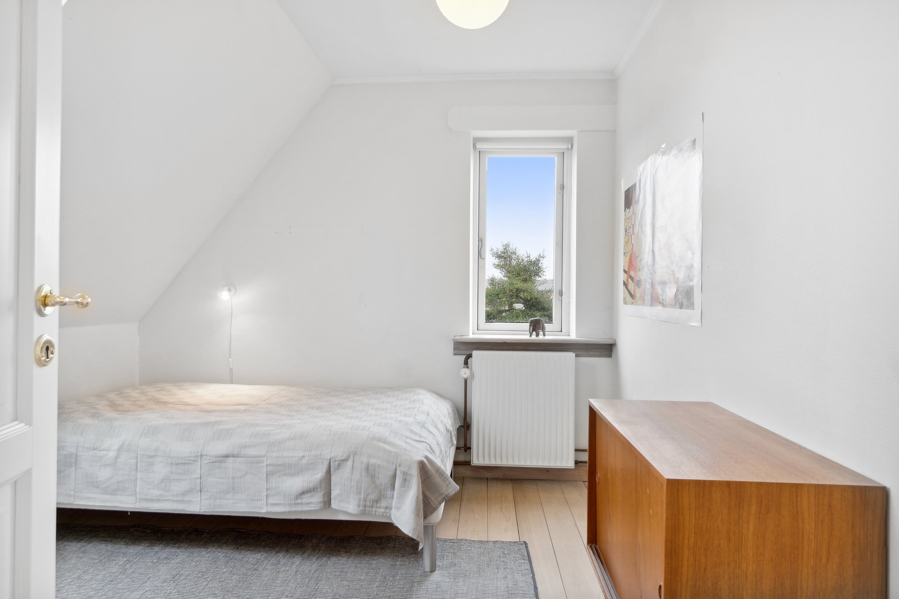 Fremhævet soveværelse billede i fuldskærmstilstand. Billede af Dr Egedesvej 1, 4500 Nykøbing Sj