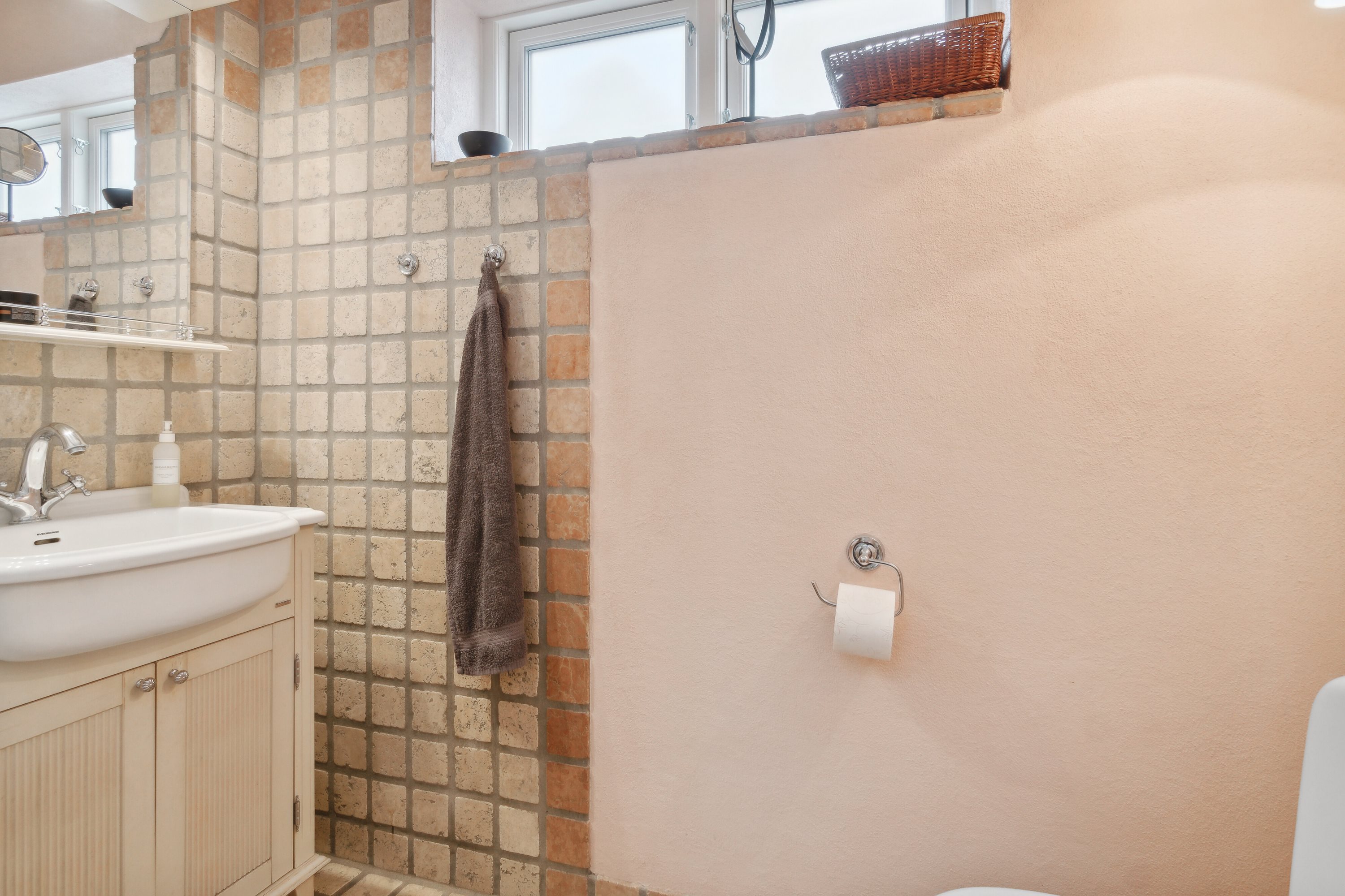 Fremhævet badeværelse billede i fuldskærmstilstand. Billede af Dr Egedesvej 1, 4500 Nykøbing Sj