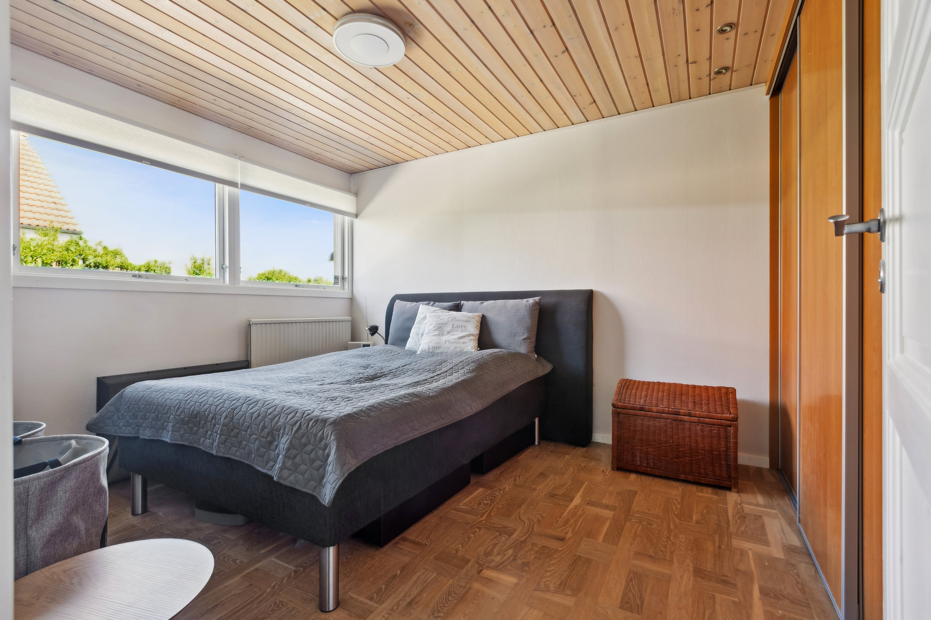 Fremhævet  billede i fuldskærmstilstand. Billede af Suezvej 36, 2770 Kastrup