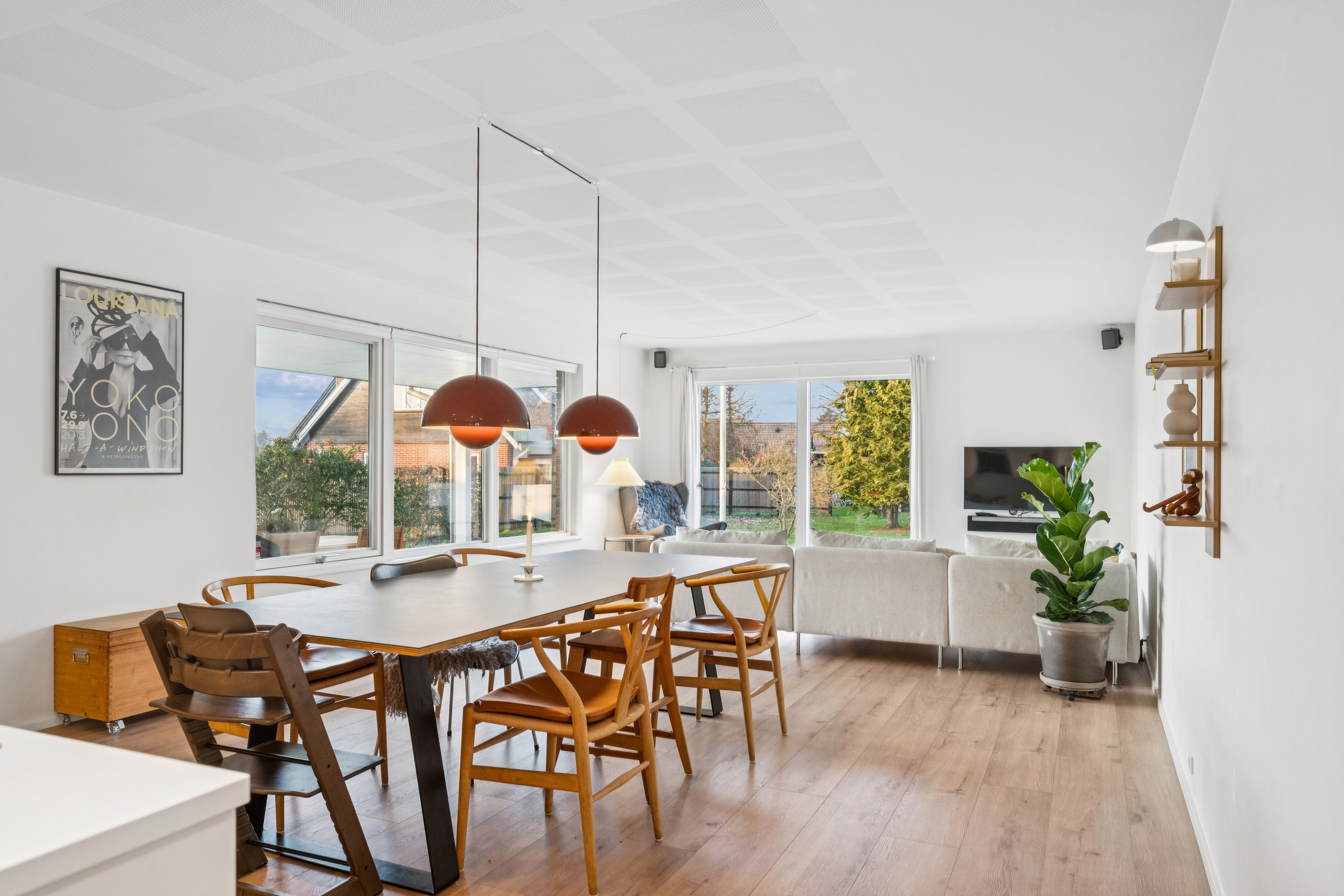 Fremhævet stue billede i fuldskærmstilstand. Billede af Lupinvej 6, 8382 Hinnerup