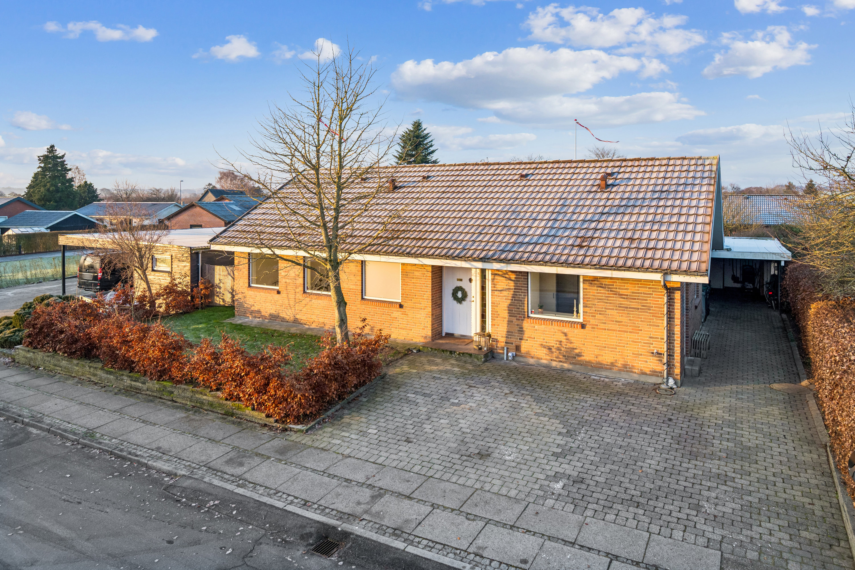 Miniaturebillede 1: andet. Billede af Lupinvej 6, 8382 Hinnerup