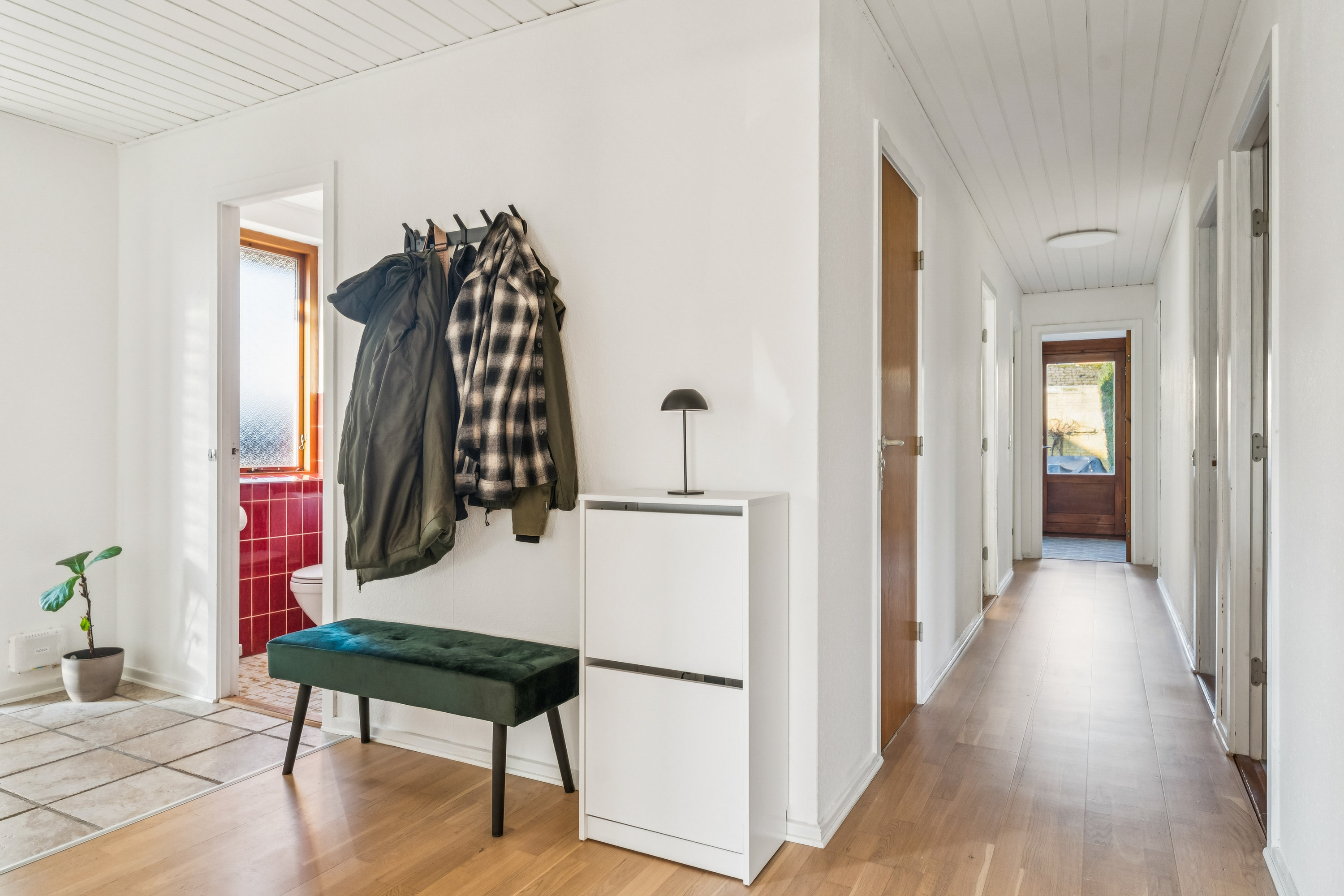 Fremhævet gang billede i fuldskærmstilstand. Billede af Hasselvej 3, 8930 Randers NØ