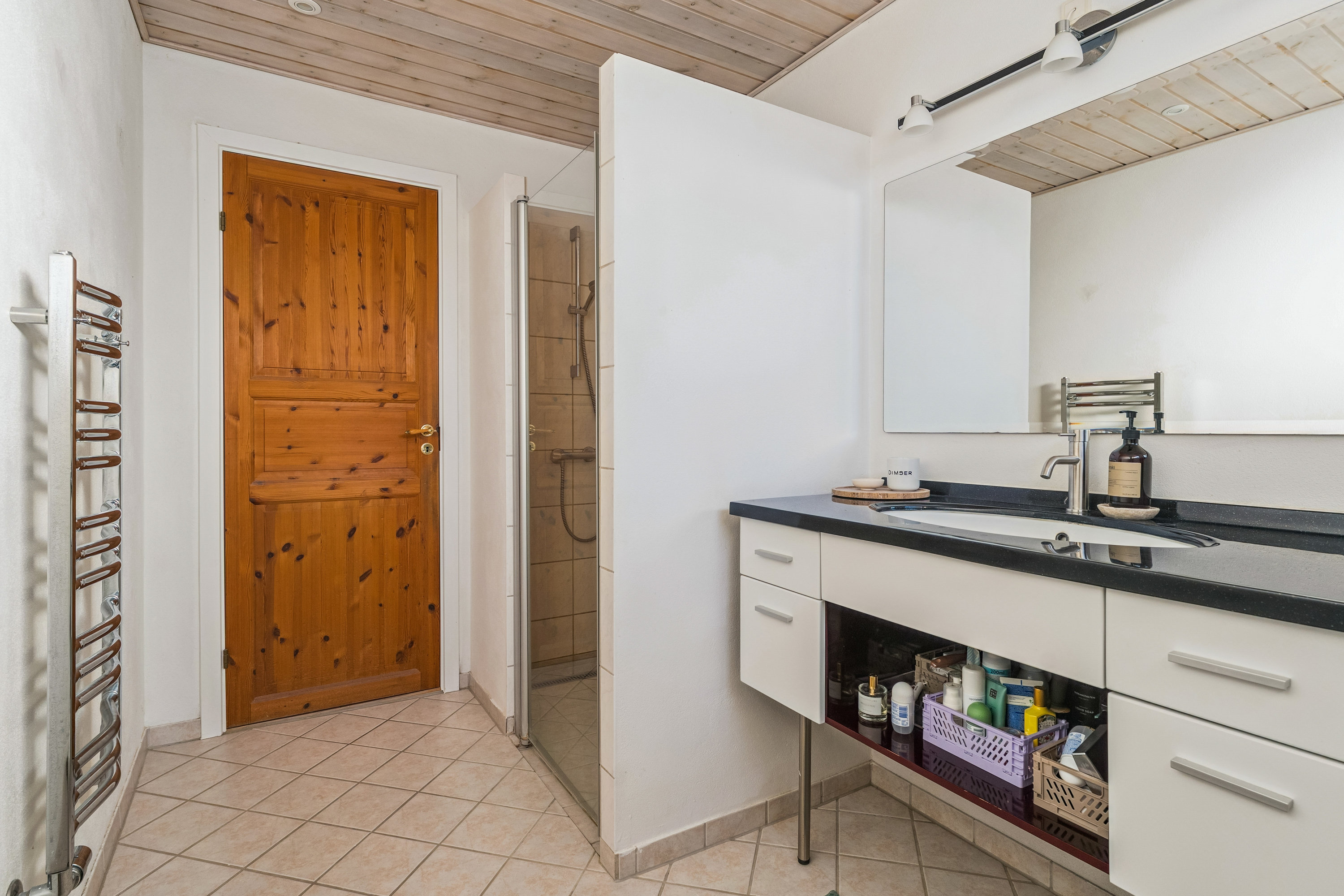 Fremhævet køkken billede i fuldskærmstilstand. Billede af Hasselvej 3, 8930 Randers NØ