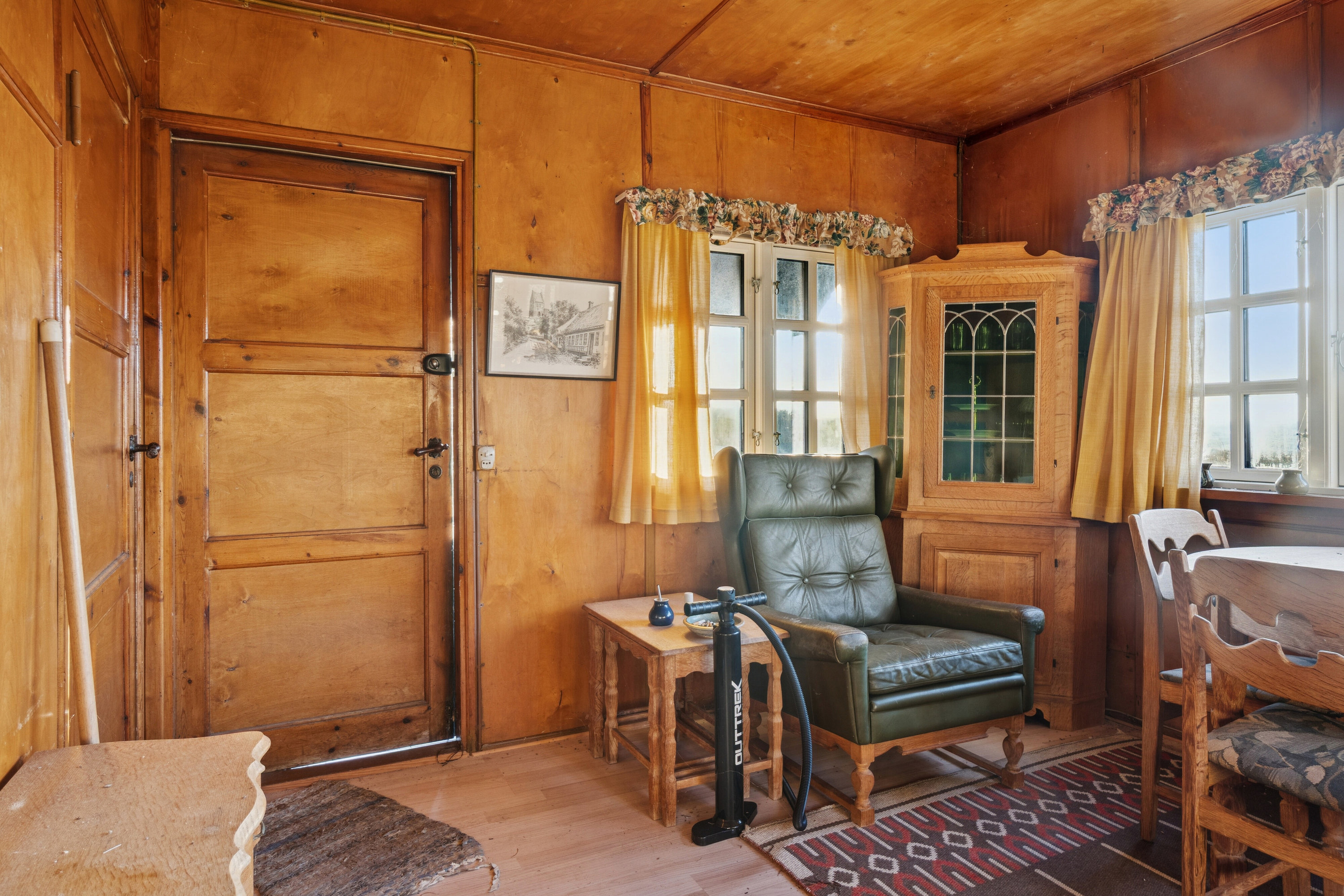 Fremhævet hall billede i fuldskærmstilstand. Billede af Gammel Strandvej 115, Bisserup, 4243 Rude