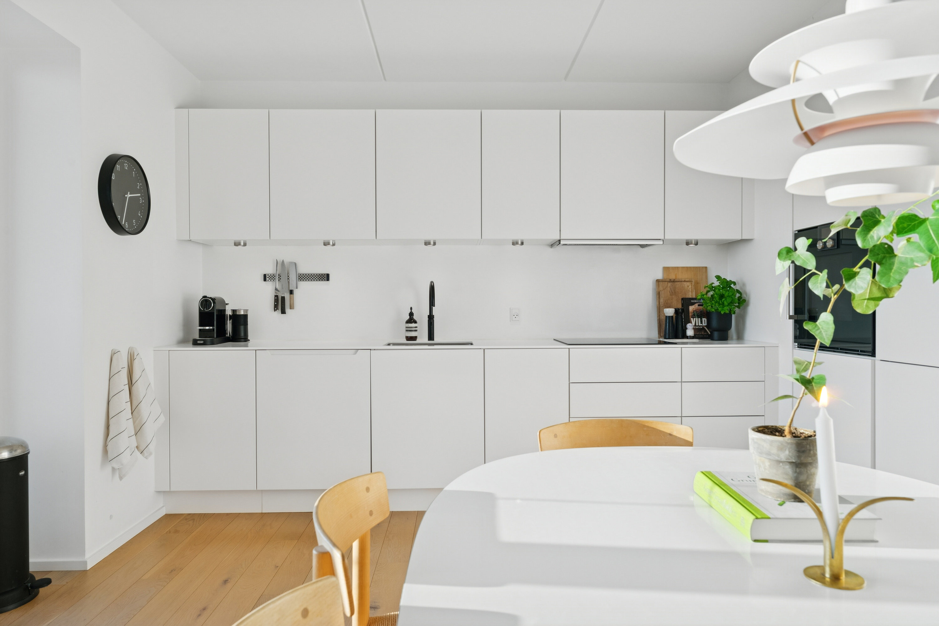 Fremhævet køkken billede i fuldskærmstilstand. Billede af Islands Brygge 38D, 6. th., 2300 København S