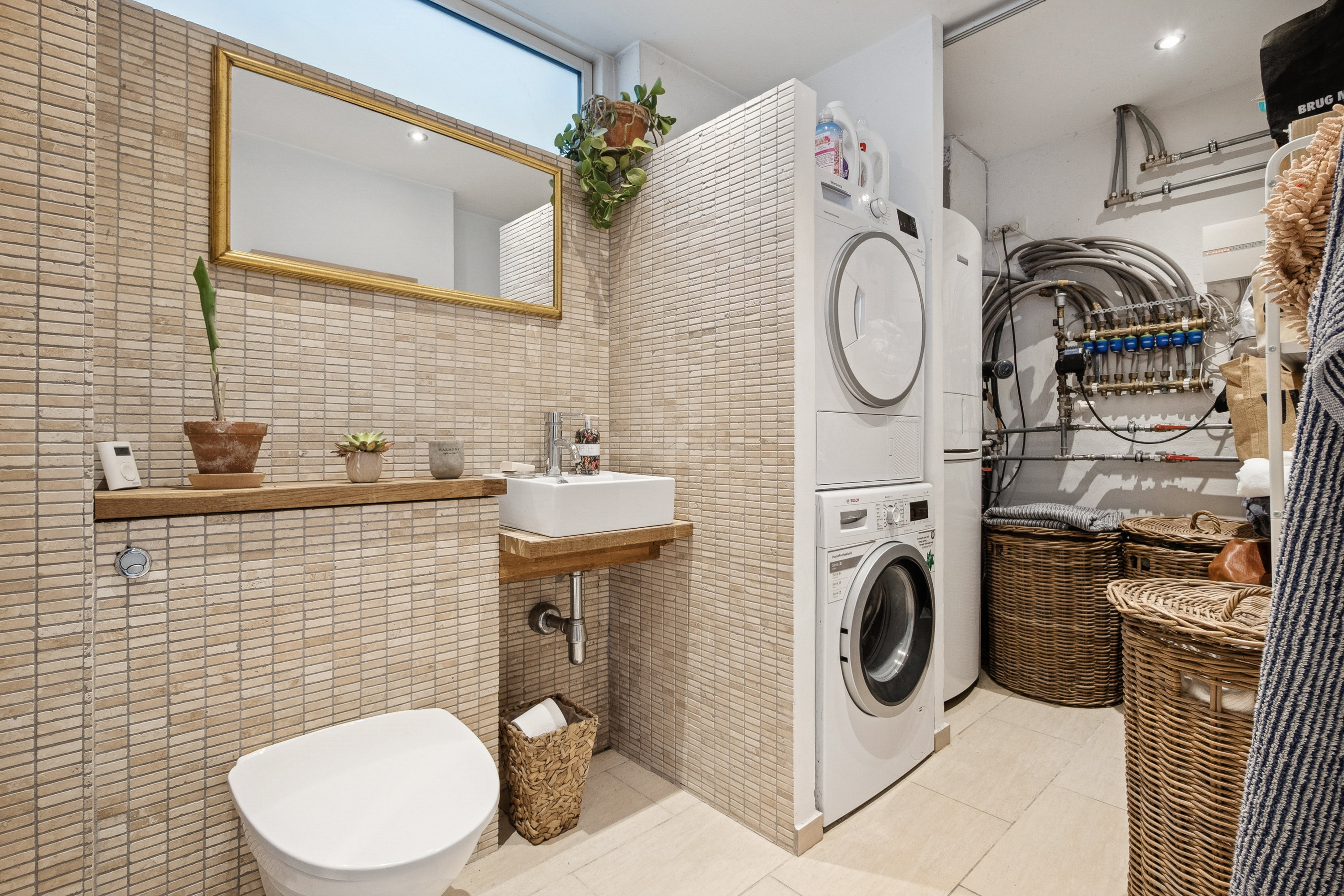 Fremhævet badeværelse billede i fuldskærmstilstand. Billede af Gammel Køge Landevej 790B, 2660 Brøndby Strand