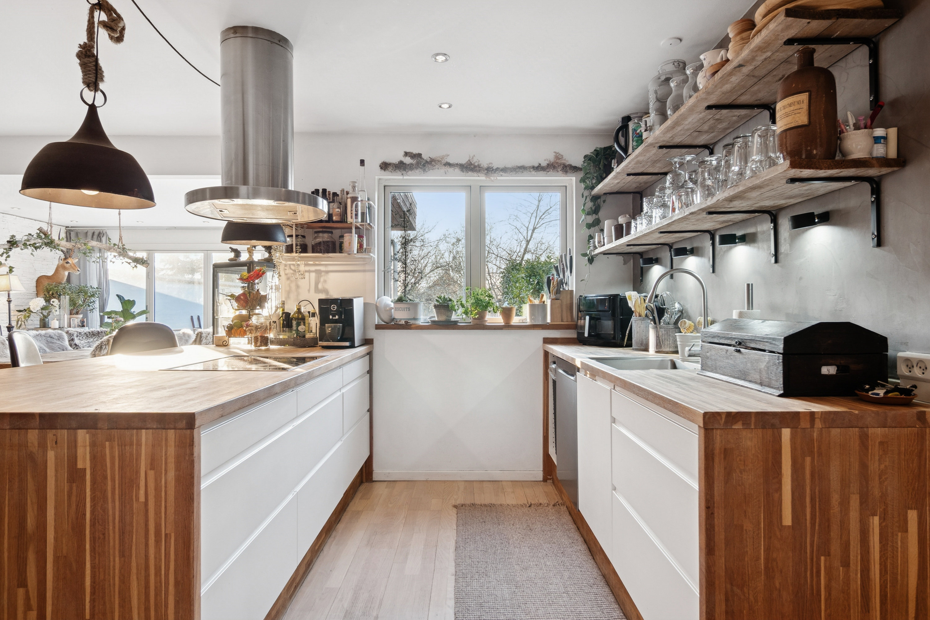 Fremhævet køkken billede i fuldskærmstilstand. Billede af Gammel Køge Landevej 790B, 2660 Brøndby Strand