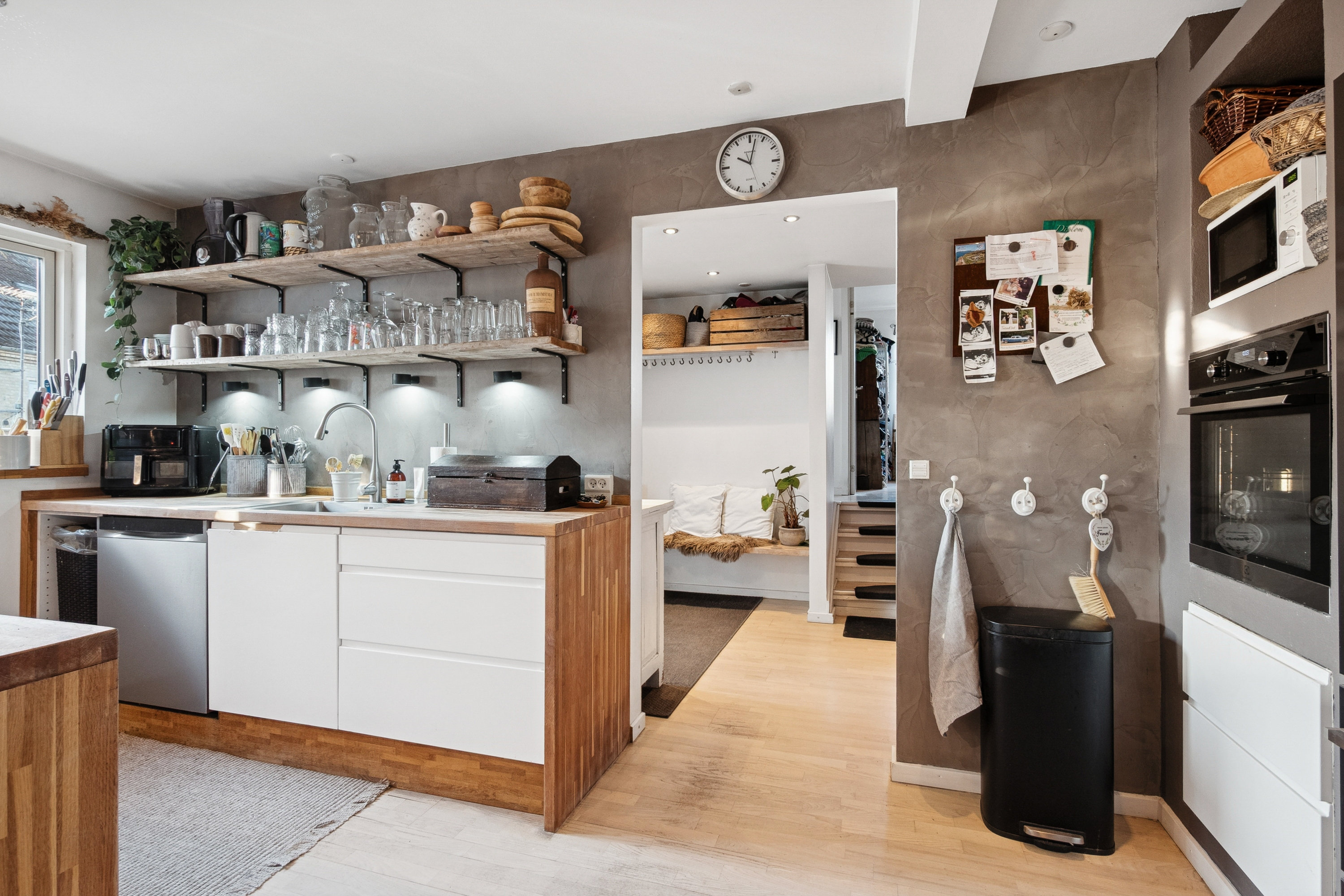 Fremhævet køkken billede i fuldskærmstilstand. Billede af Gammel Køge Landevej 790B, 2660 Brøndby Strand