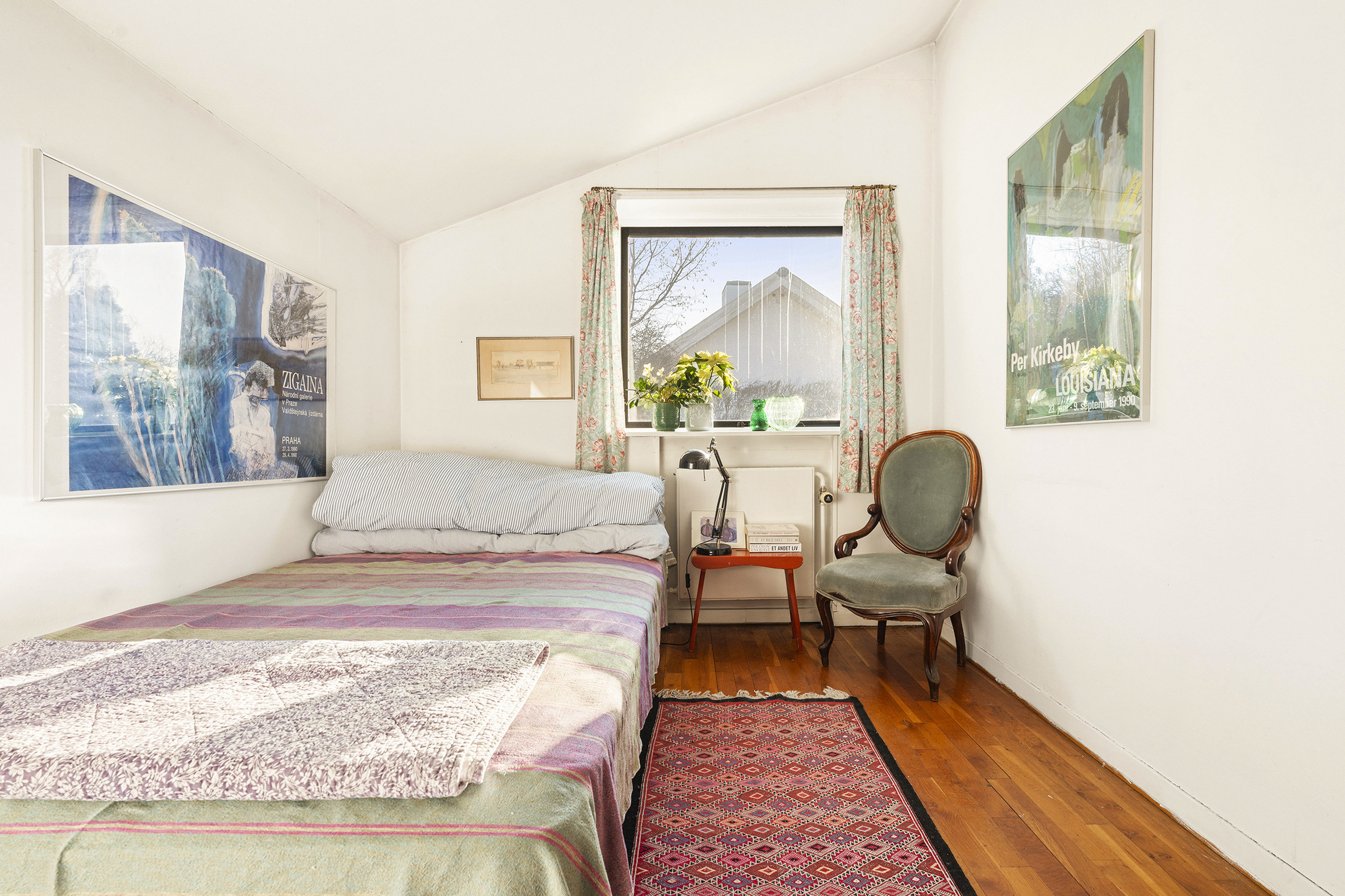 Fremhævet soveværelse billede i fuldskærmstilstand. Billede af Skovlybakken 5, Øverød, 2840 Holte