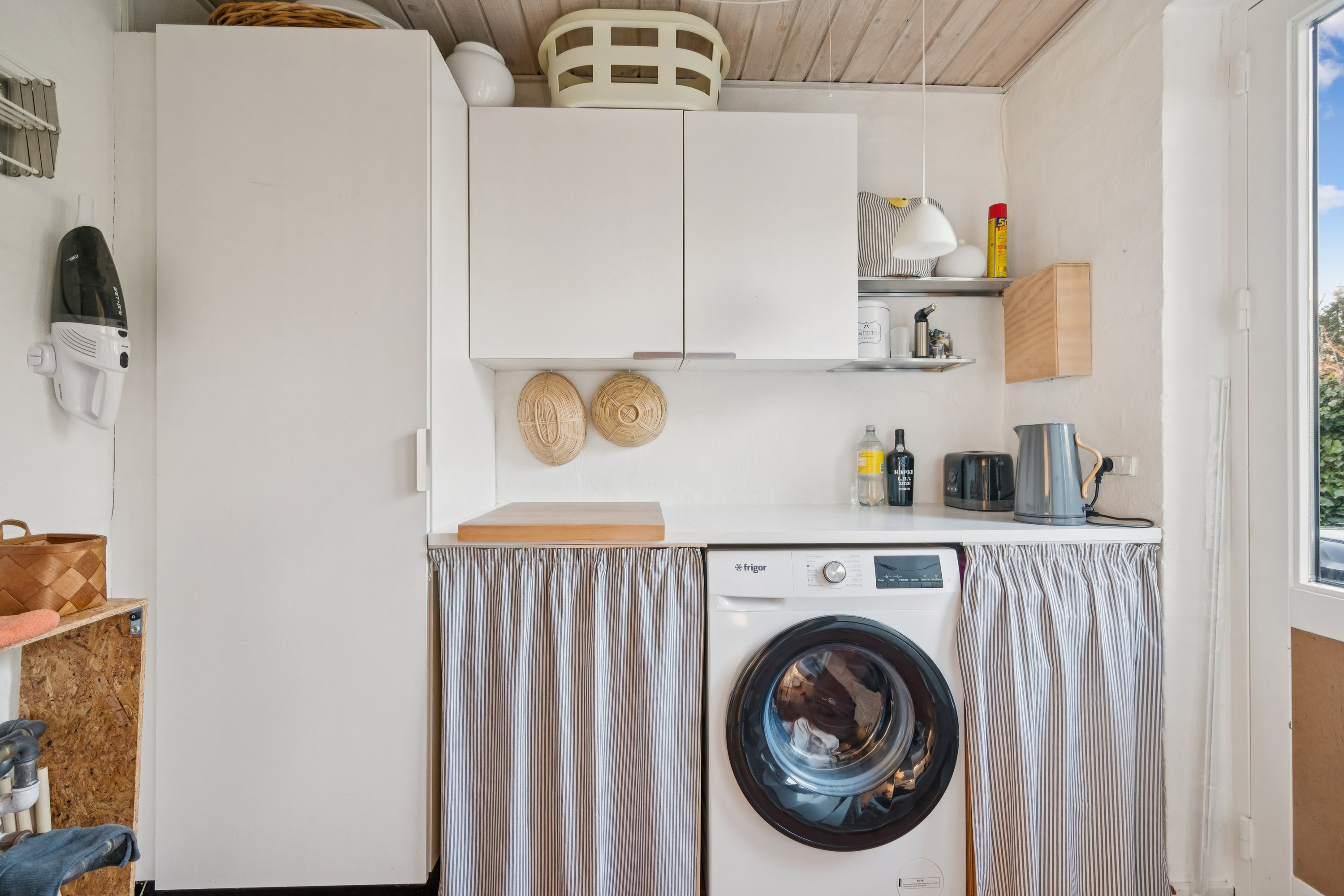 Fremhævet værelse billede i fuldskærmstilstand. Billede af Hybenvej 7B, 8240 Risskov