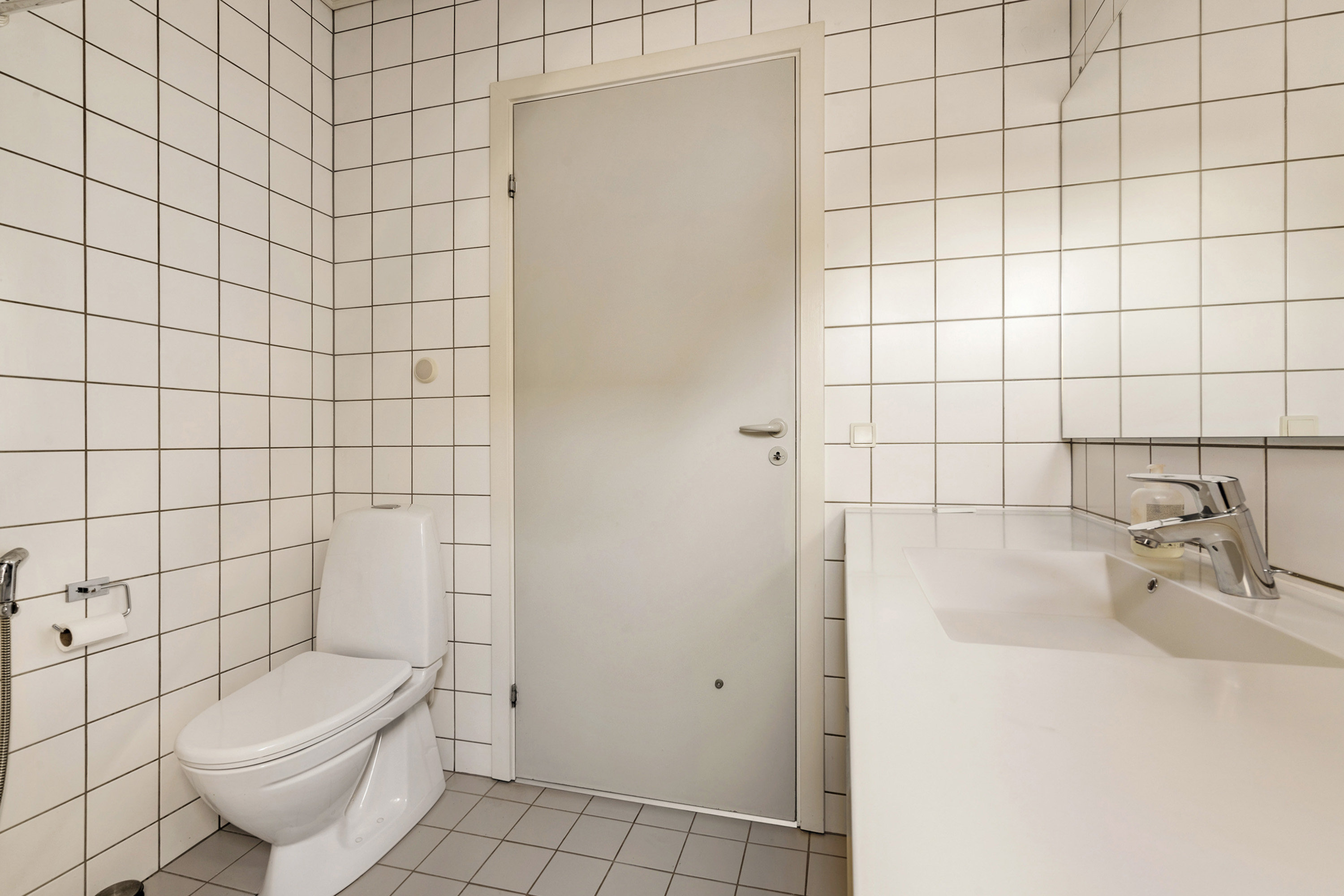 Fremhævet badeværelse billede i fuldskærmstilstand. Billede af Storegade 11, 2. tv., 6800 Varde