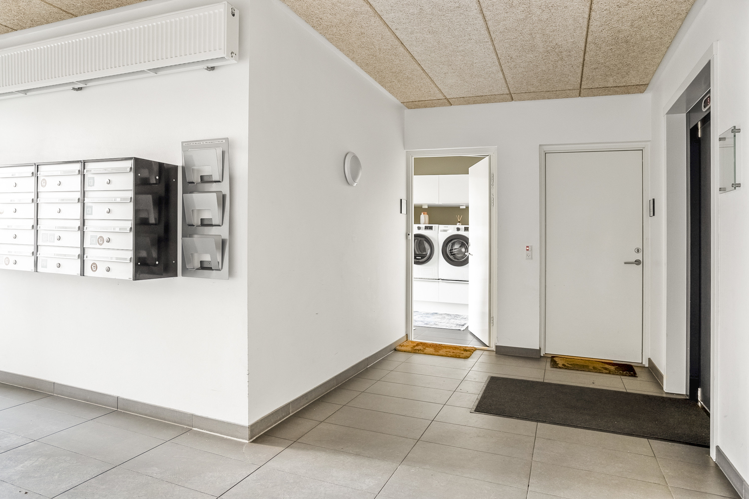 Fremhævet entré billede i fuldskærmstilstand. Billede af Ternevej 67C, st.., 8700 Horsens