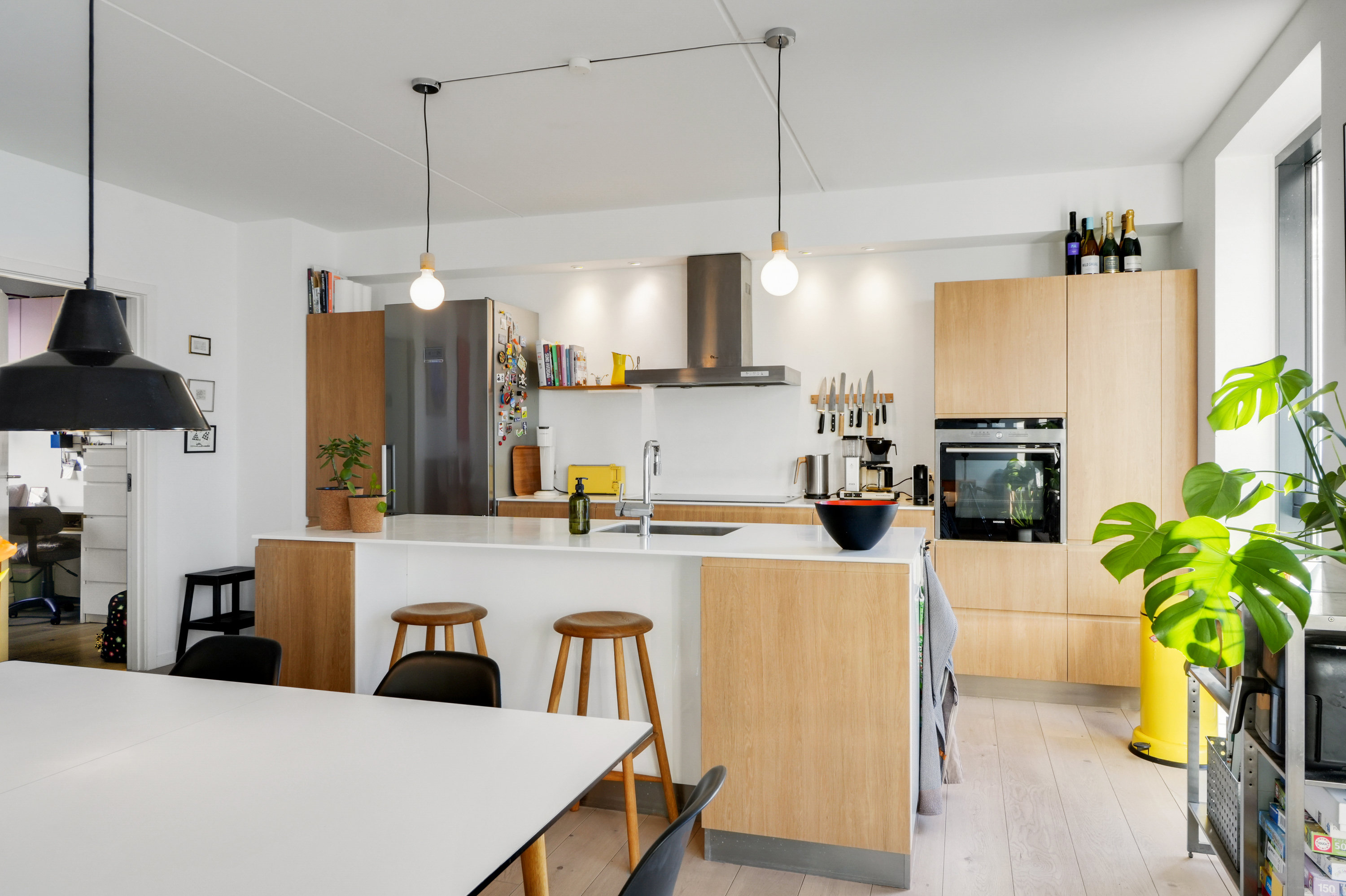 Fremhævet andet billede i fuldskærmstilstand. Billede af Robert Jacobsens Vej 87, 3. tv., 2300 København S