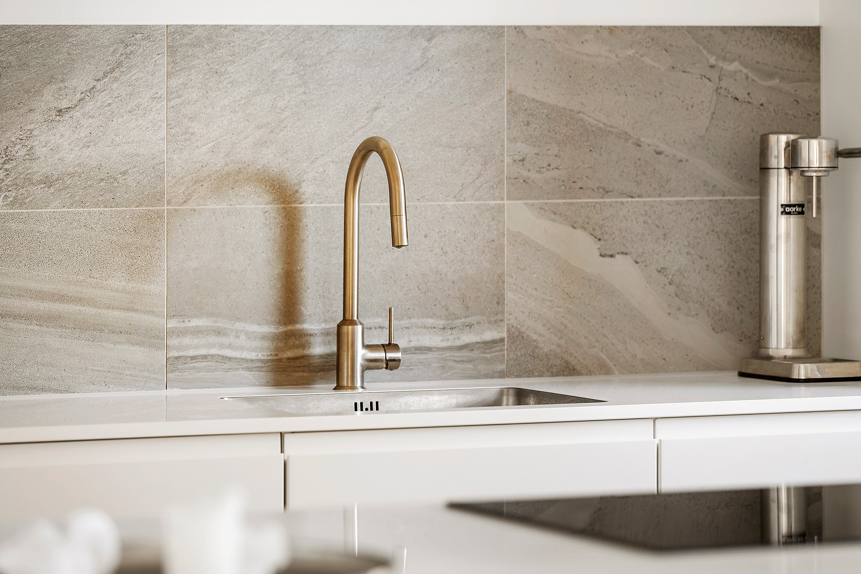 Fremhævet køkken billede i fuldskærmstilstand. Billede af Gæslingestien 6C, Trørød, 2950 Vedbæk