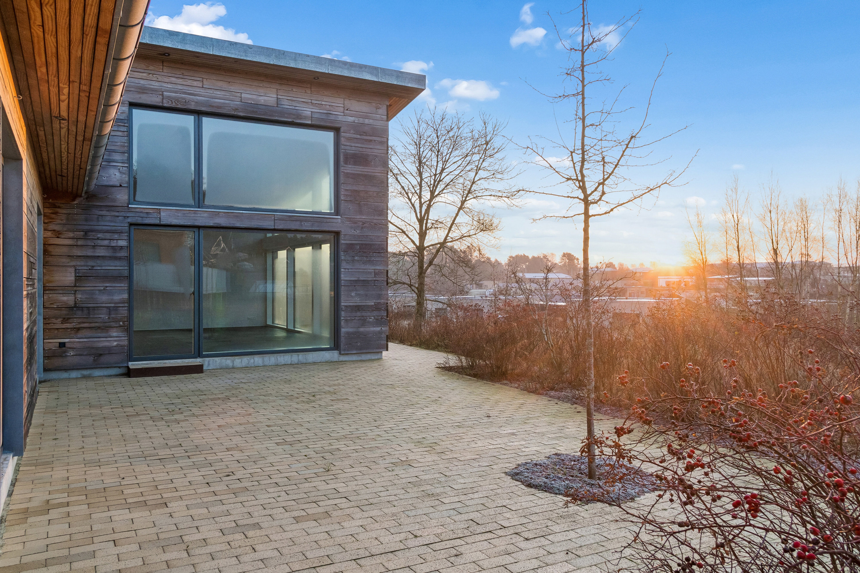 Fremhævet udendørs billede i fuldskærmstilstand. Billede af Hjortespringet 19, 8600 Silkeborg