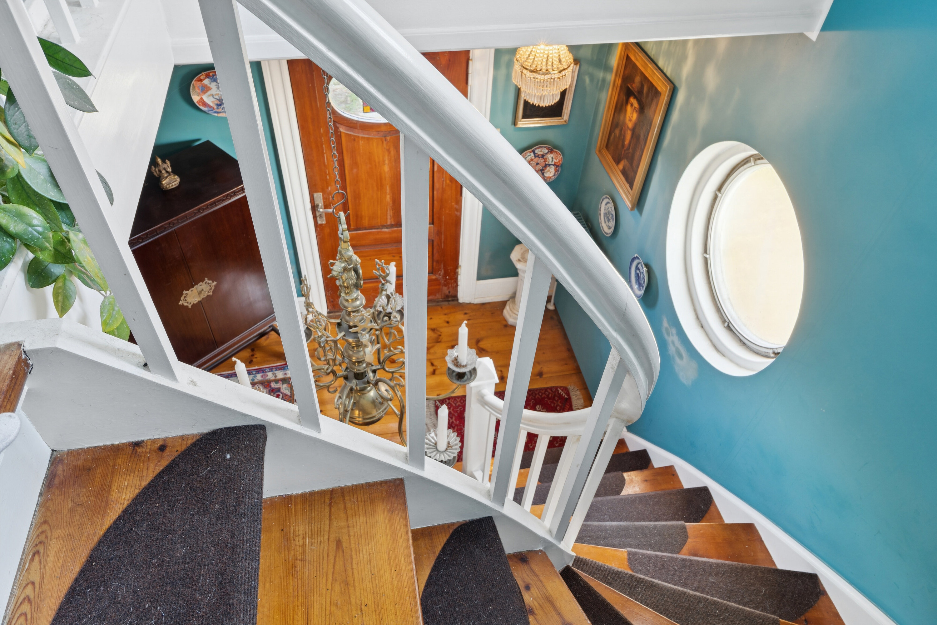 Fremhævet trappe billede i fuldskærmstilstand. Billede af Østergade 12, Lohals, 5953 Tranekær