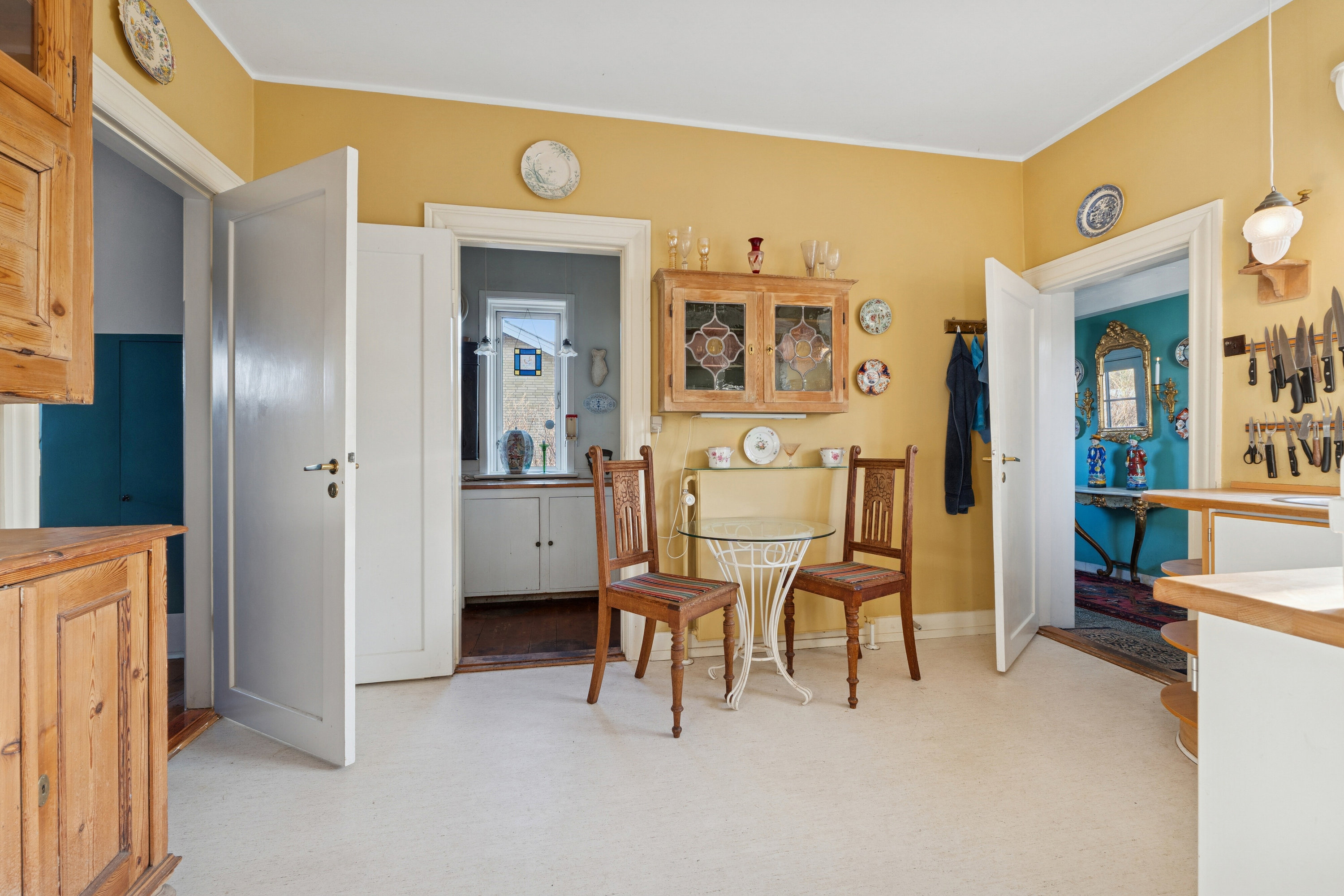 Fremhævet spisestue billede i fuldskærmstilstand. Billede af Østergade 12, Lohals, 5953 Tranekær