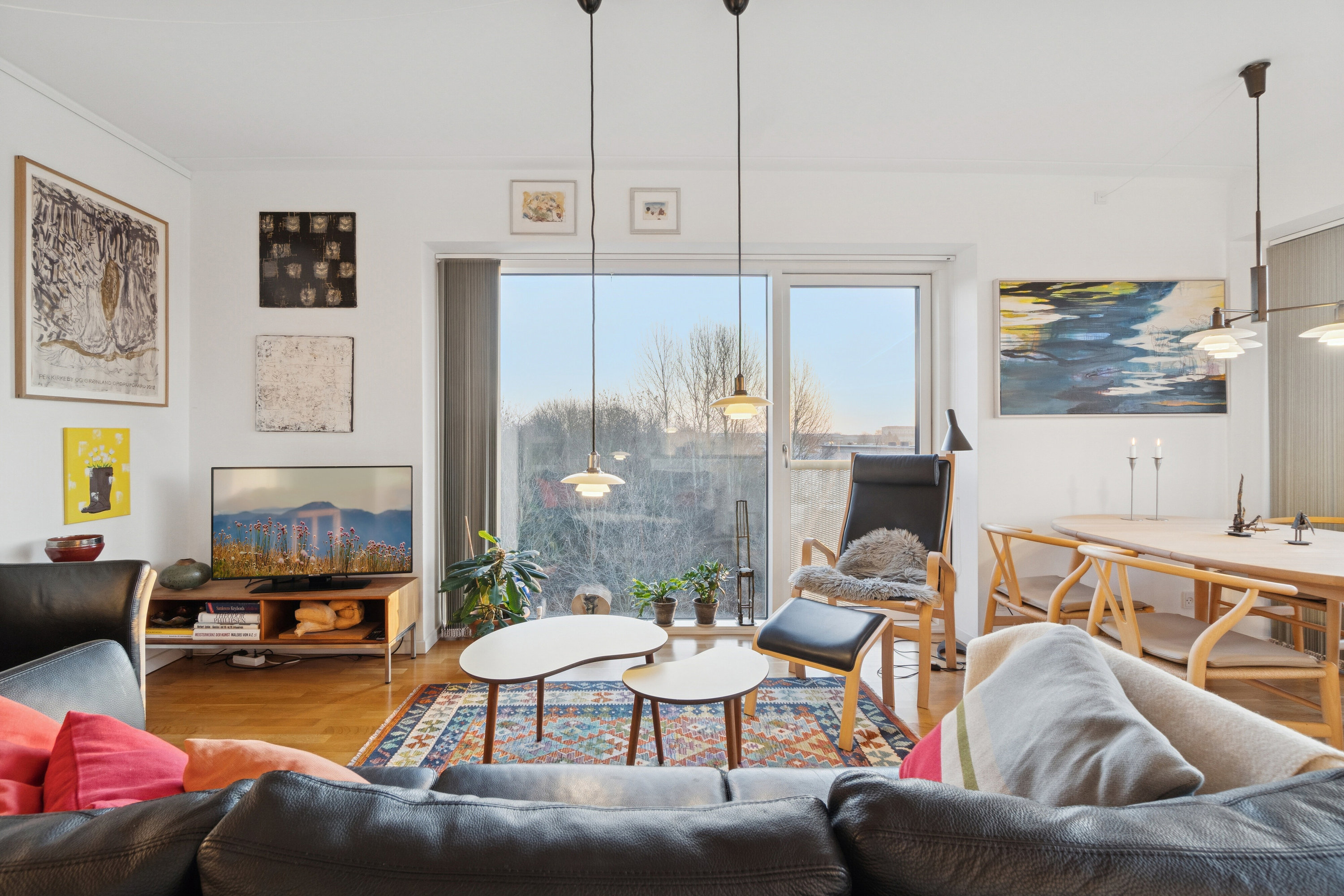 Fremhævet stue billede i fuldskærmstilstand. Billede af Kaffevej 55, 2. mf., 2610 Rødovre