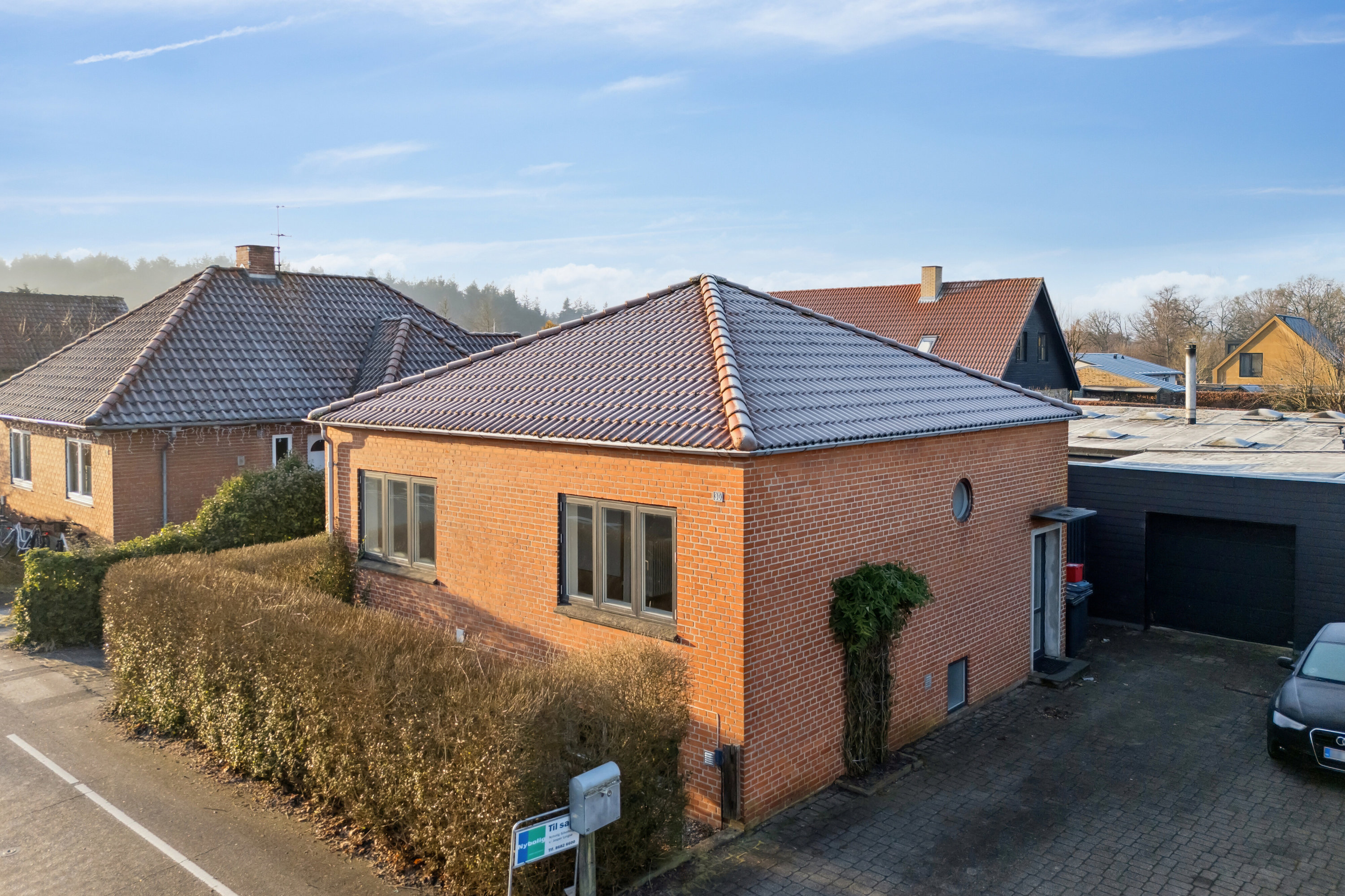 Miniaturebillede 1: set fra vejen. Billede af Søndre Ringvej 30, 8600 Silkeborg