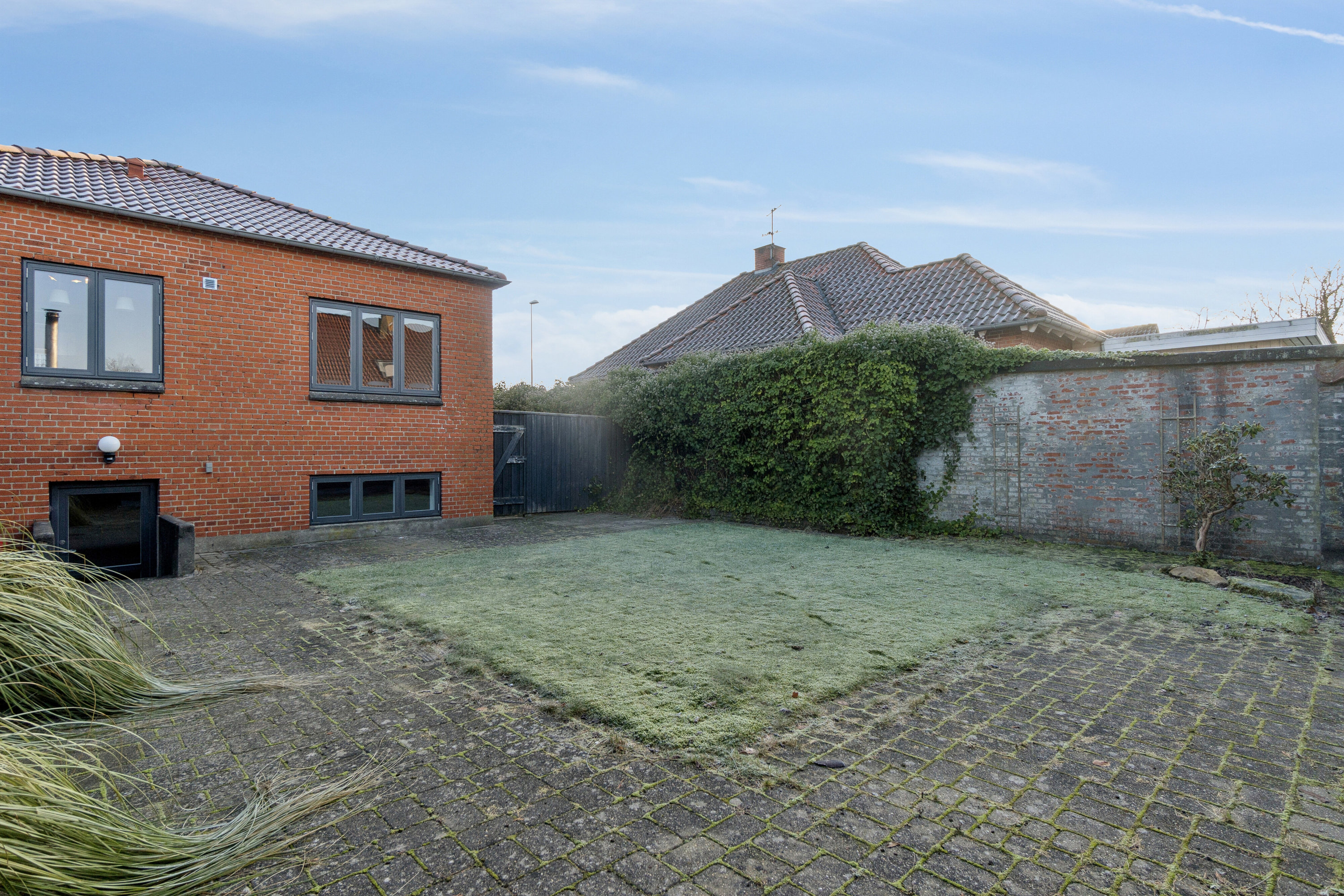 Fremhævet set fra vejen billede i fuldskærmstilstand. Billede af Søndre Ringvej 30, 8600 Silkeborg