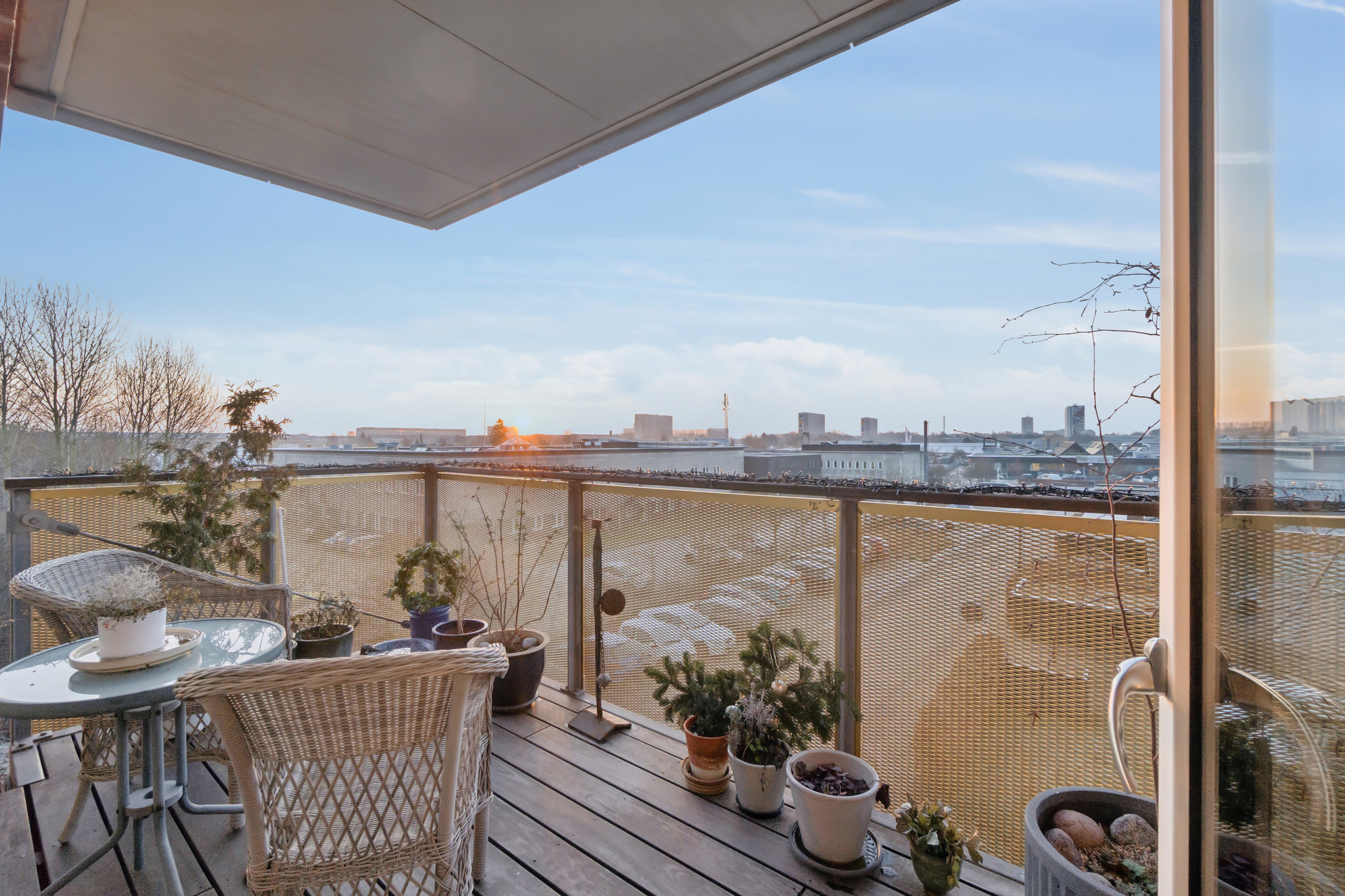 Fremhævet altan billede i fuldskærmstilstand. Billede af Kaffevej 55, 2. mf., 2610 Rødovre