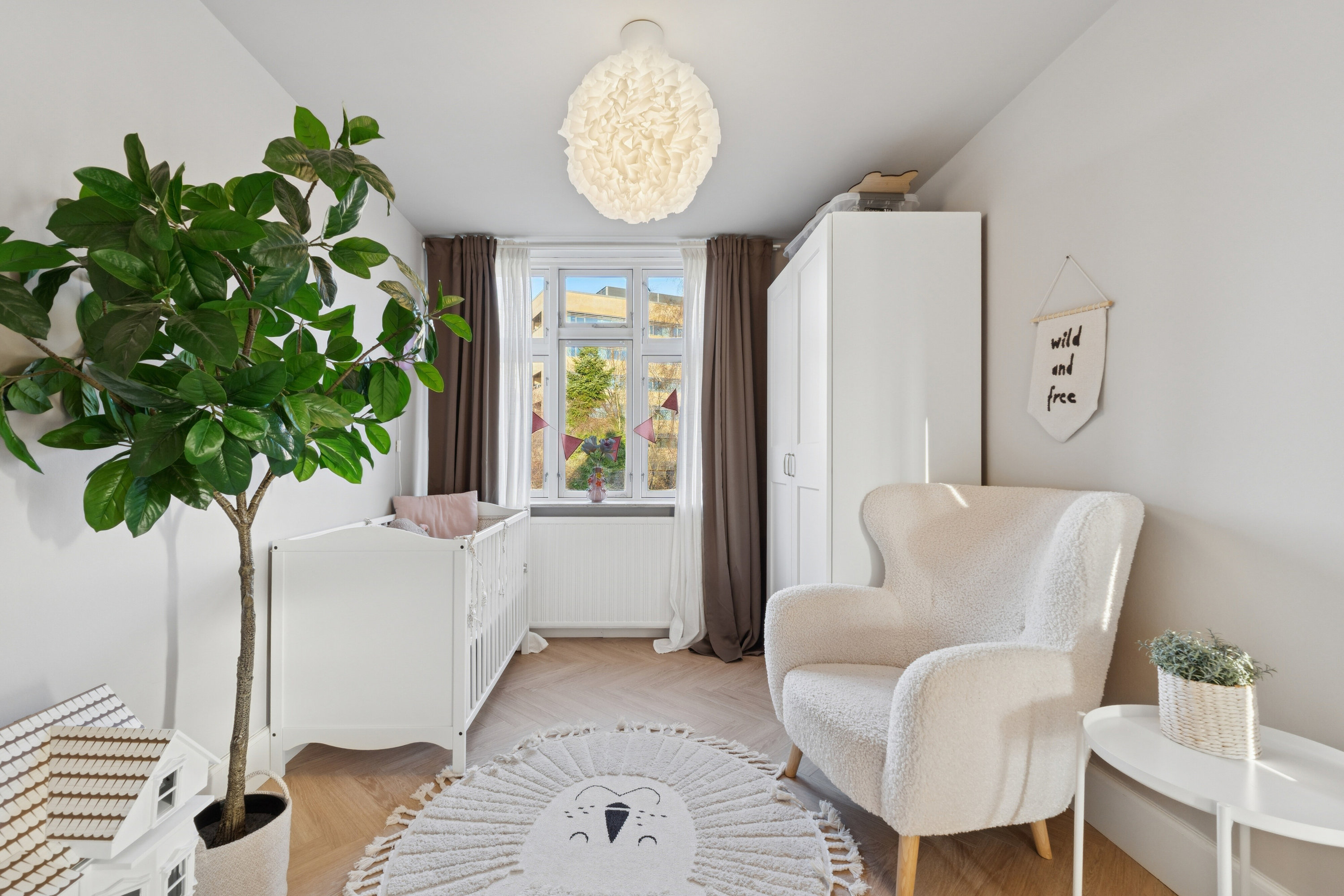 Fremhævet soveværelse billede i fuldskærmstilstand. Billede af Strandvej 30, 5700 Svendborg