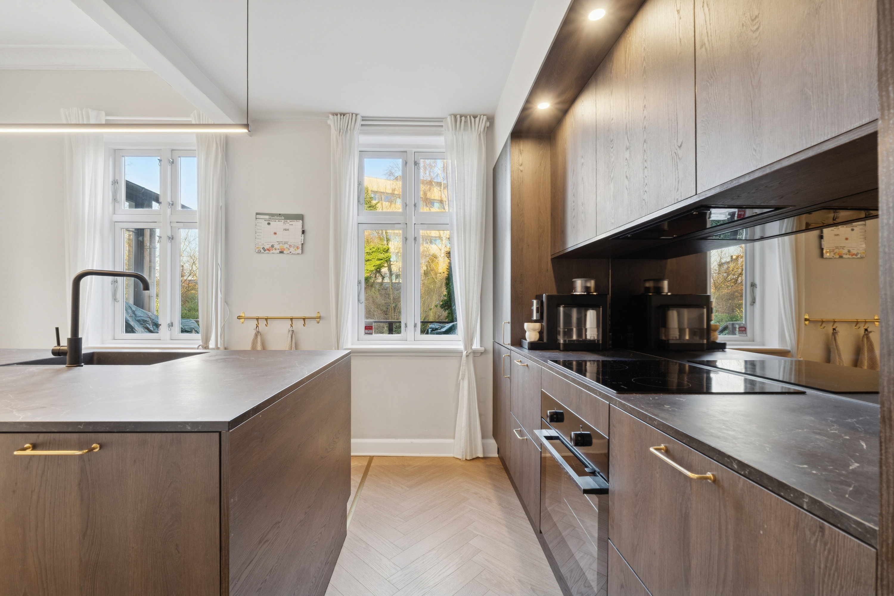Fremhævet køkken billede i fuldskærmstilstand. Billede af Strandvej 30, 5700 Svendborg