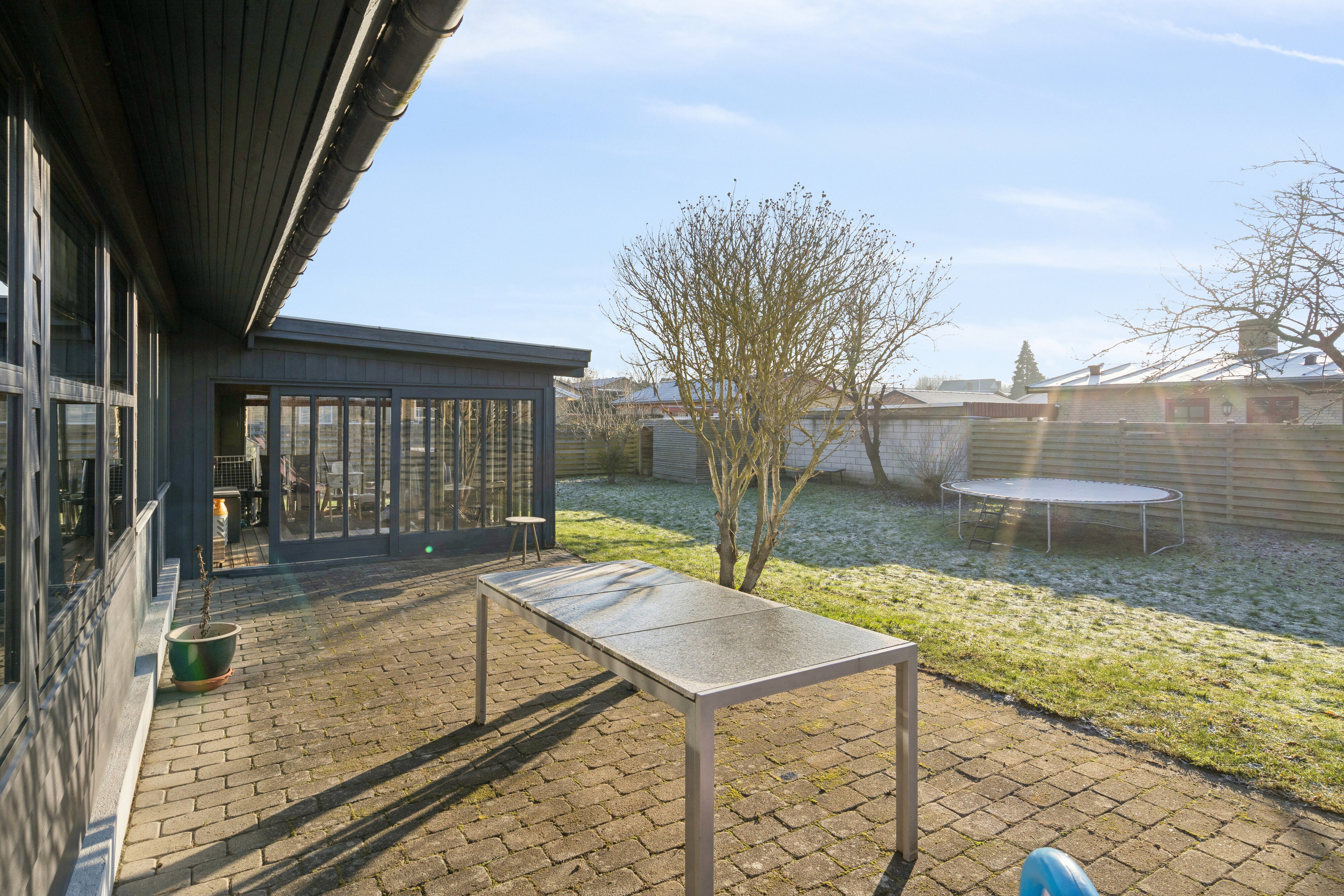 Fremhævet terrasse billede i fuldskærmstilstand. Billede af Præsteengen 18, Rønnebæk, 4700 Næstved