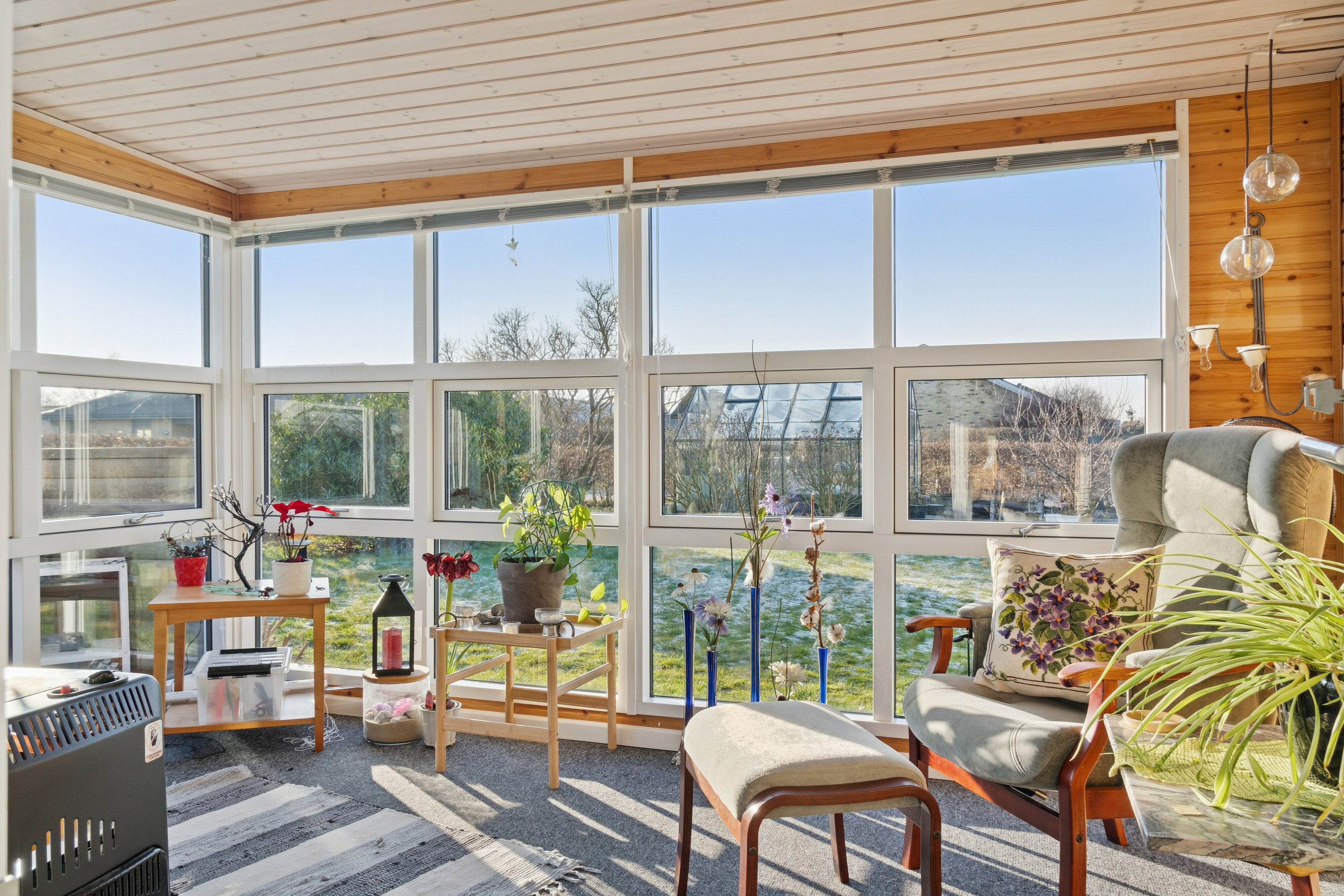 Fremhævet udestue billede i fuldskærmstilstand. Billede af Tværvej 5, 3300 Frederiksværk