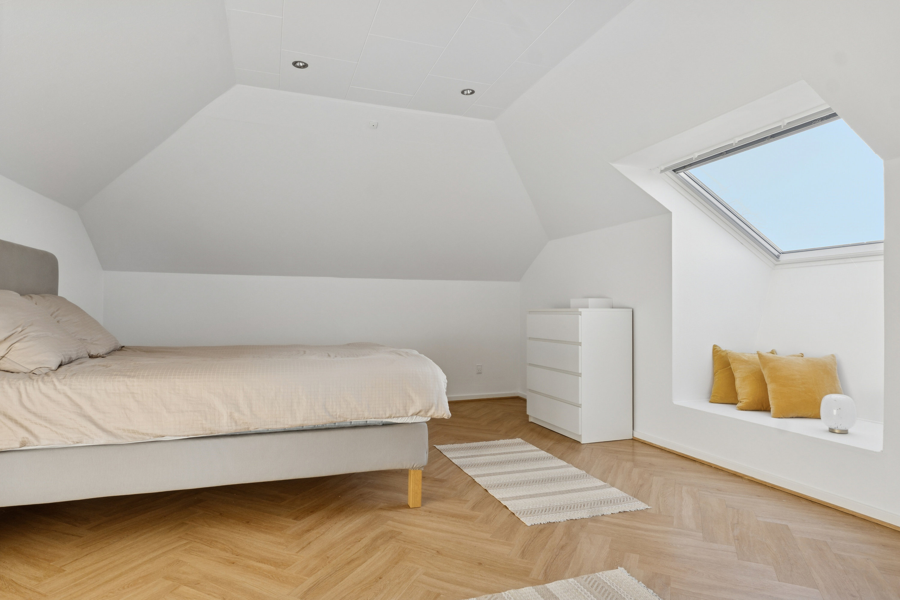 Fremhævet soveværelse billede i fuldskærmstilstand. Billede af Smedevænget 14, Dalby, 4690 Haslev