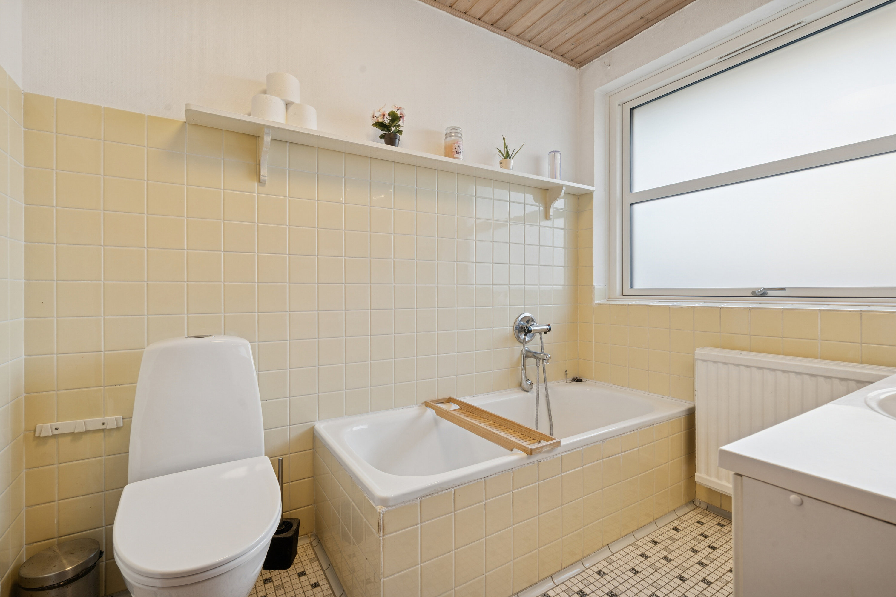 Fremhævet badeværelse billede i fuldskærmstilstand. Billede af Præsteengen 18, Rønnebæk, 4700 Næstved