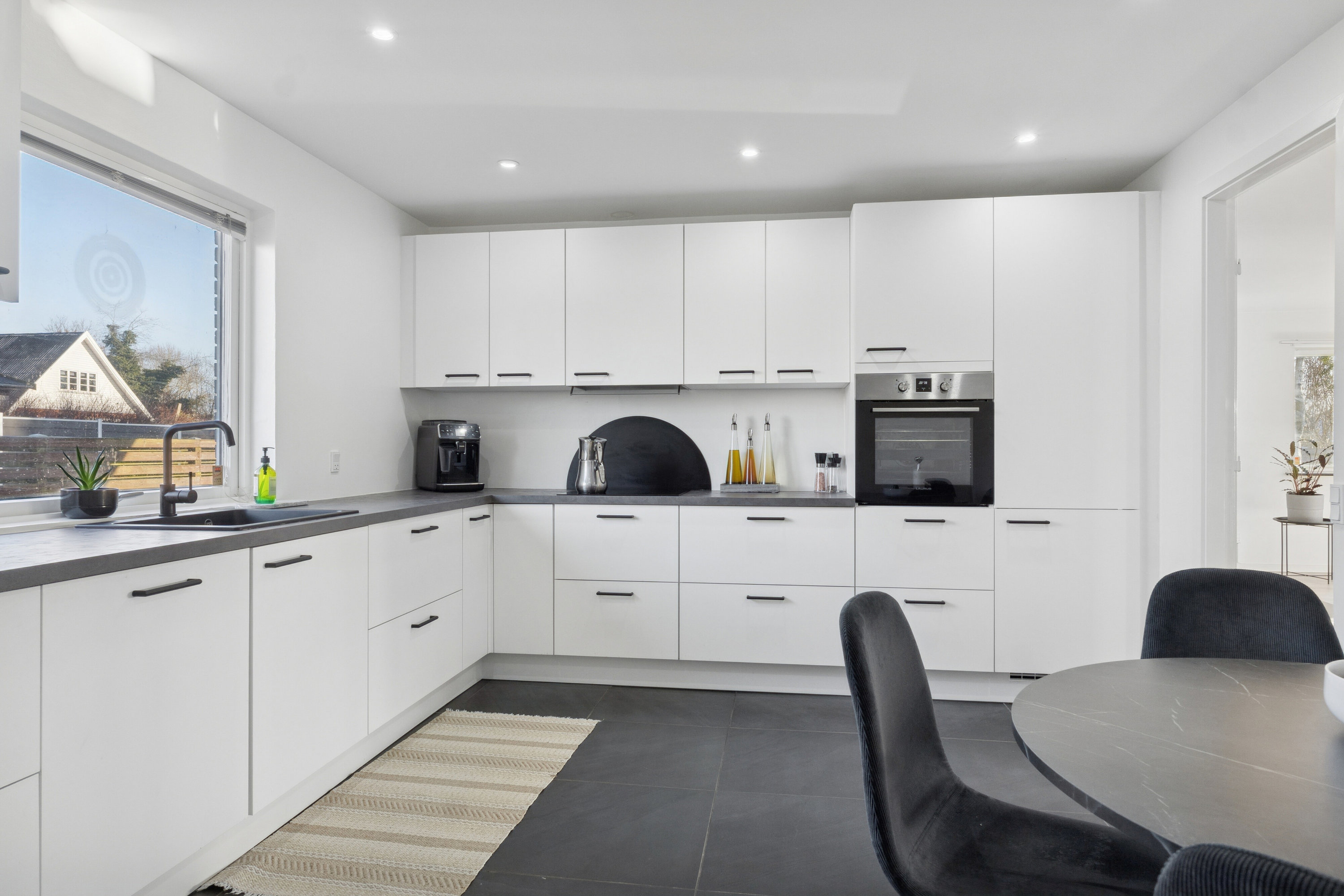 Miniaturebillede 2: køkken. Billede af Smedevænget 14, Dalby, 4690 Haslev