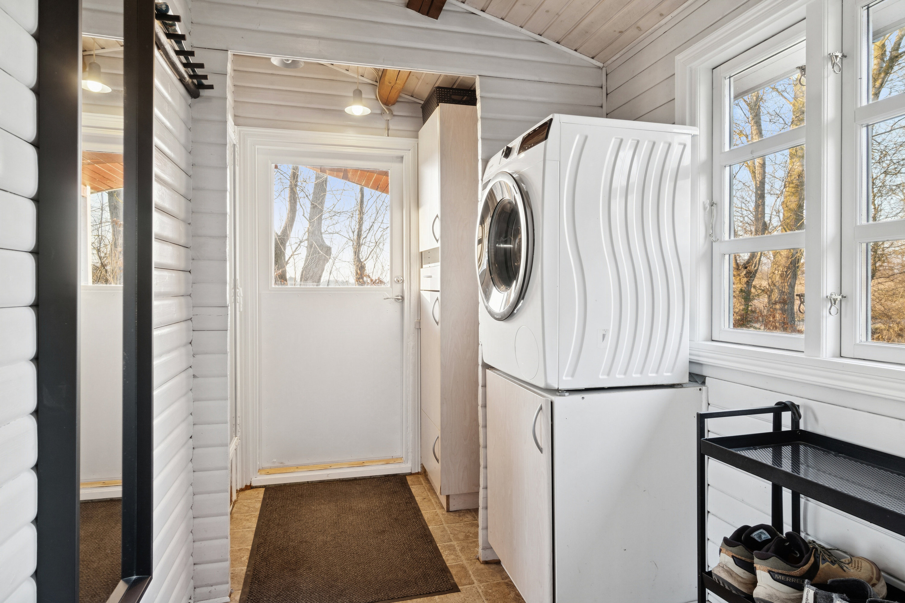 Fremhævet gang billede i fuldskærmstilstand. Billede af Ovebæks Høj 37, Lammefjorden, 4571 Grevinge