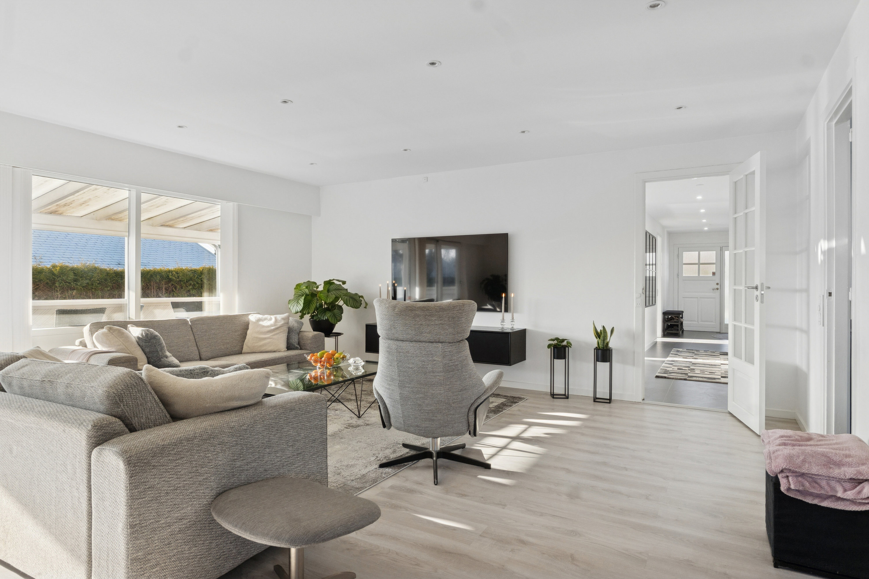 Fremhævet stue billede i fuldskærmstilstand. Billede af Smedevænget 14, Dalby, 4690 Haslev