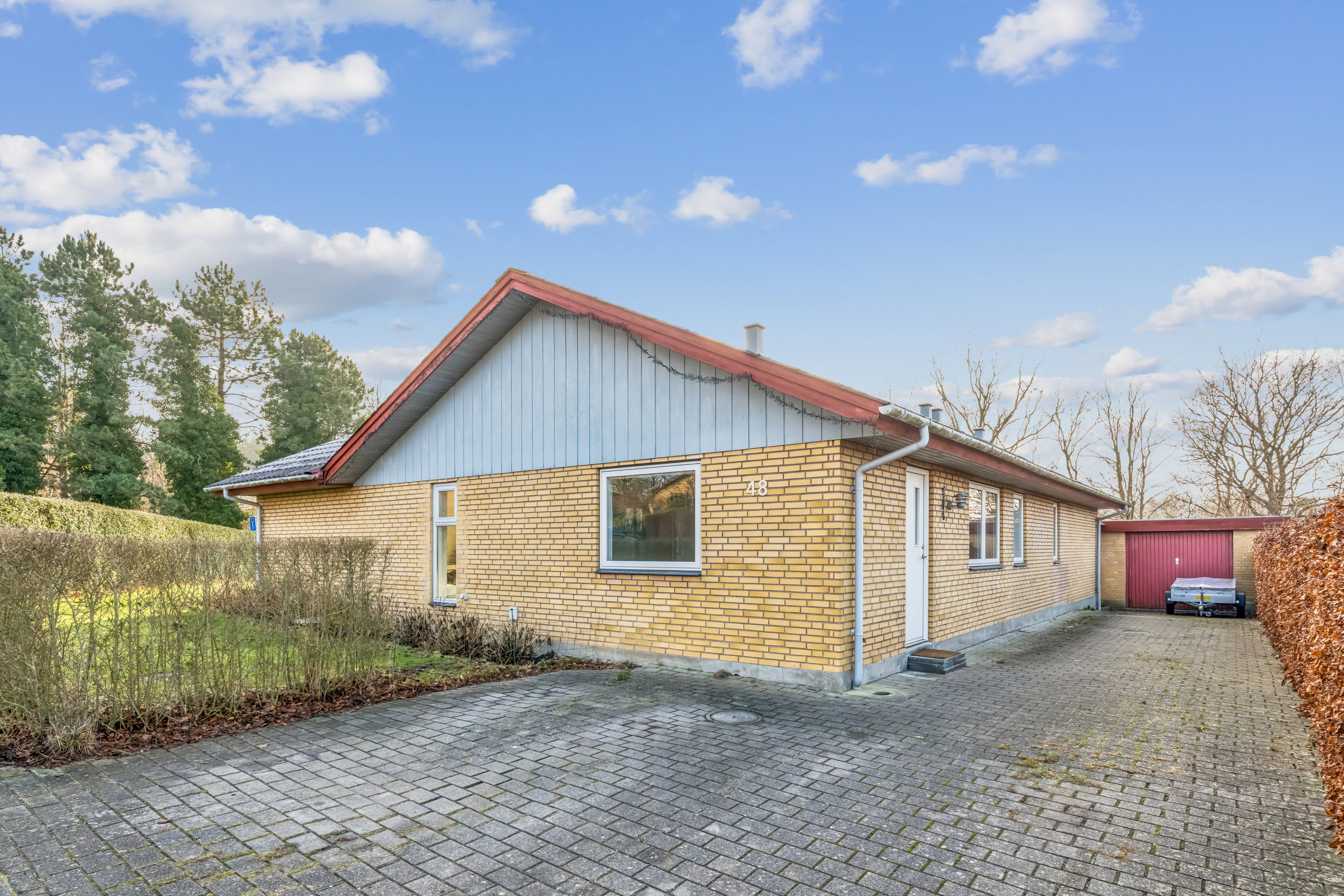 Fremhævet andet billede i fuldskærmstilstand. Billede af Klarup Kirkevej 48, 9270 Klarup