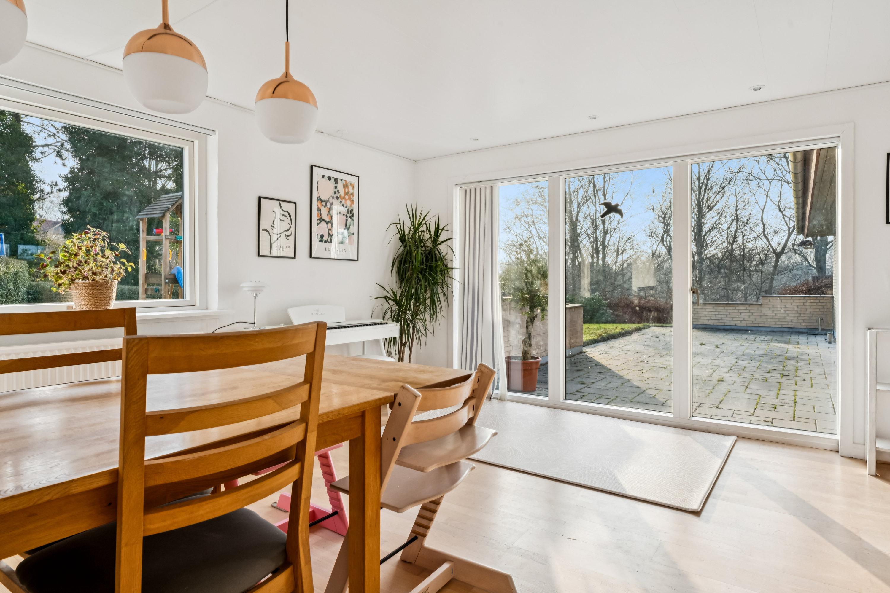 Miniaturebillede 1: stue. Billede af Klarup Kirkevej 48, 9270 Klarup