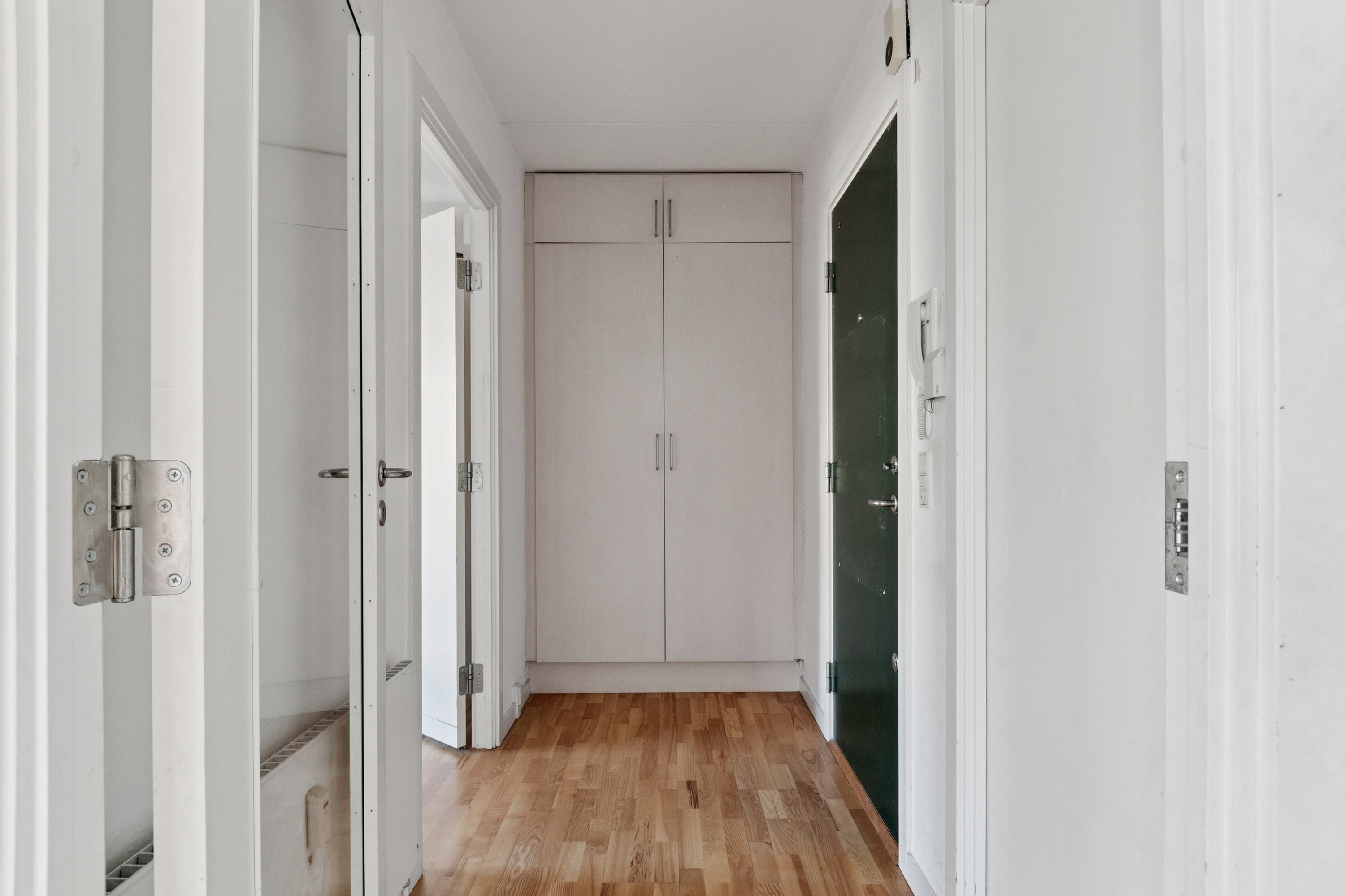 Fremhævet gang billede i fuldskærmstilstand. Billede af Sveasvej 8, 1. 3., 1917 Frederiksberg C