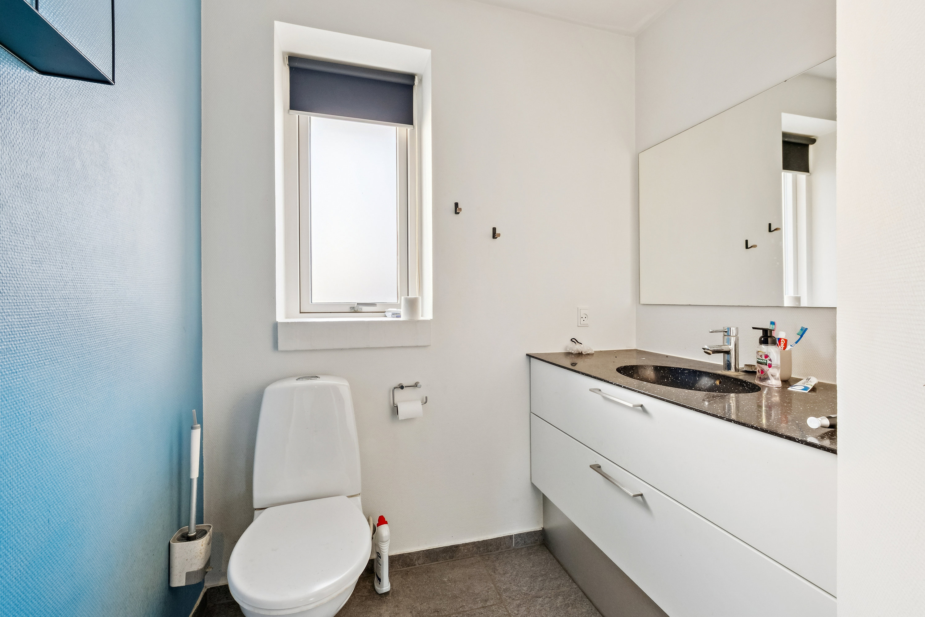 Fremhævet badeværelse billede i fuldskærmstilstand. Billede af Kongehøjvej 20, Ørding, 7990 Øster Assels