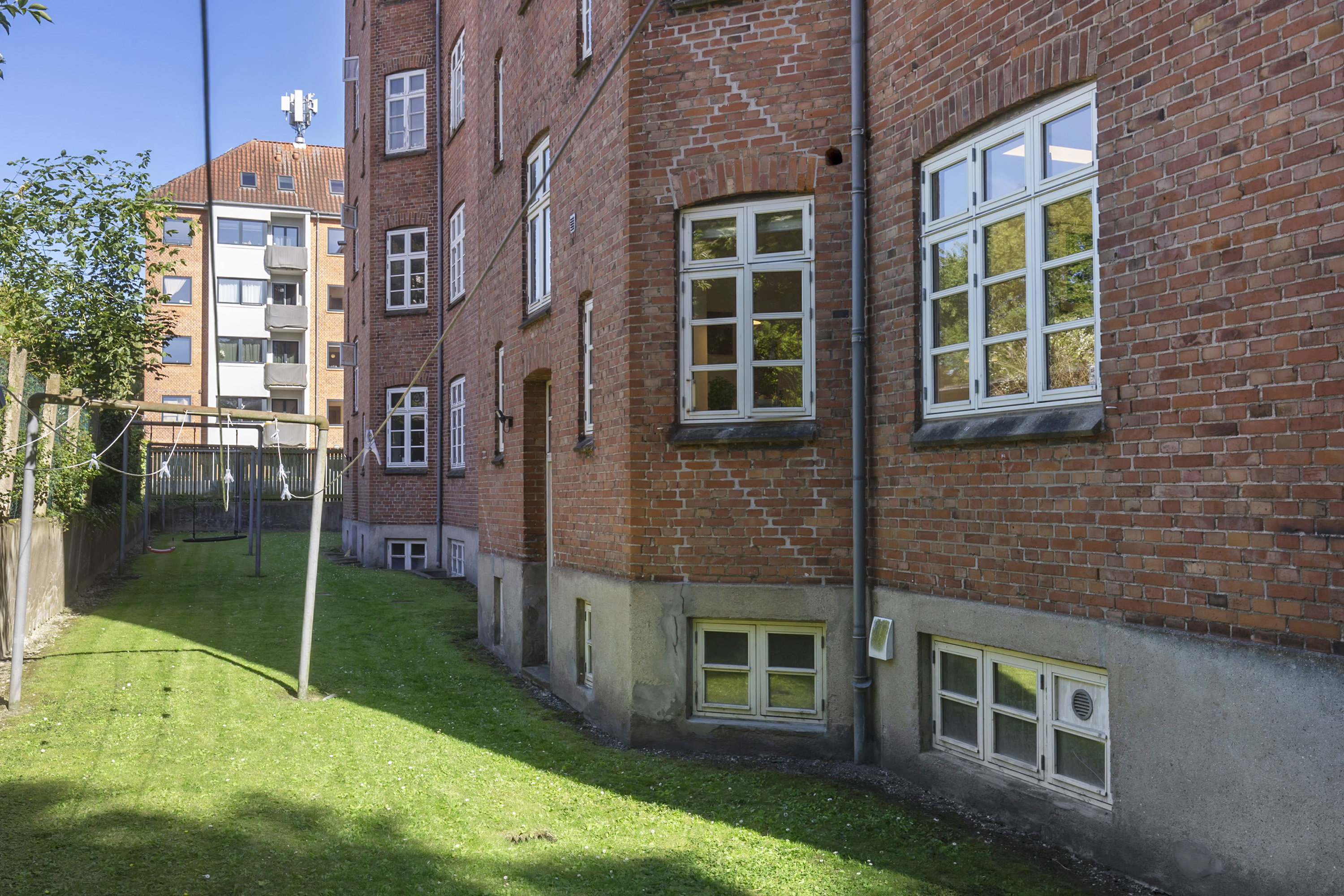 Fremhævet  billede i fuldskærmstilstand. Billede af Flintebjerg Alle 7, st.. tv., 8900 Randers C