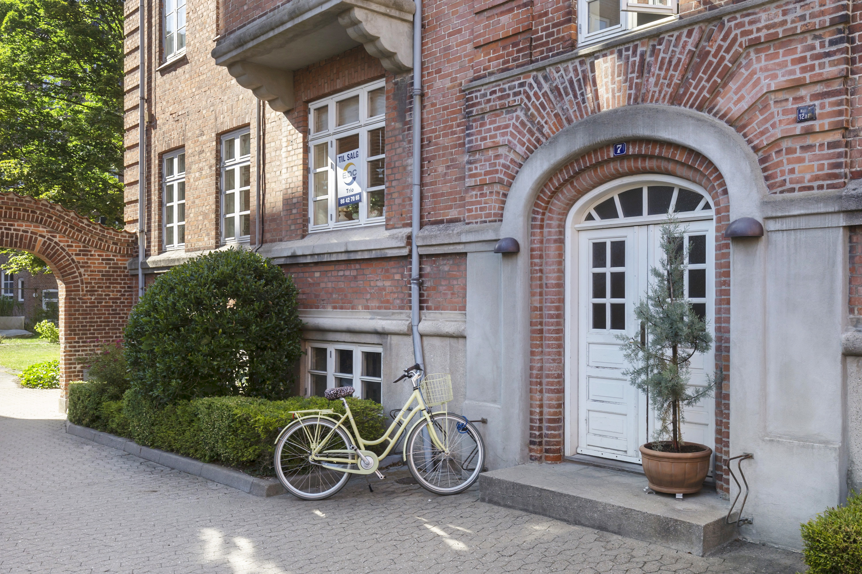 Fremhævet  billede i fuldskærmstilstand. Billede af Flintebjerg Alle 7, st.. tv., 8900 Randers C