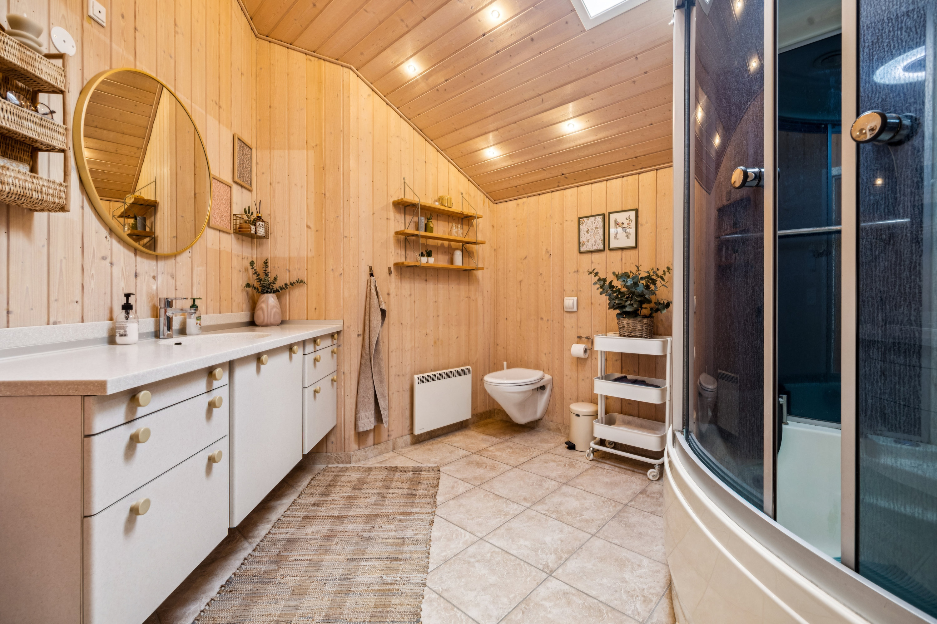 Fremhævet køkken billede i fuldskærmstilstand. Billede af Koldkærgårdsvej 19, 9370 Hals