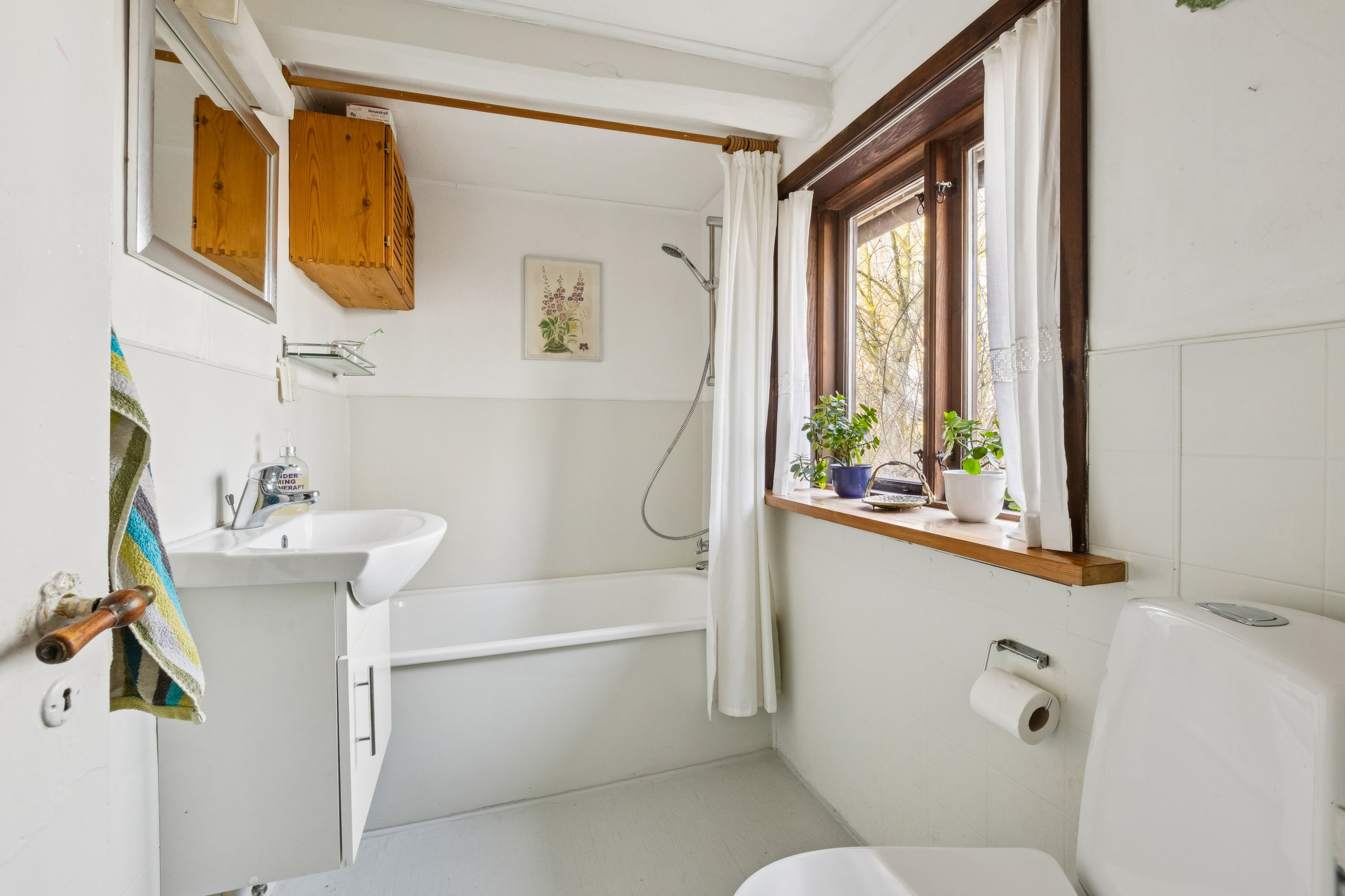 Fremhævet badeværelse billede i fuldskærmstilstand. Billede af Tordenhøjsvej 30, Skallerup, 7950 Erslev