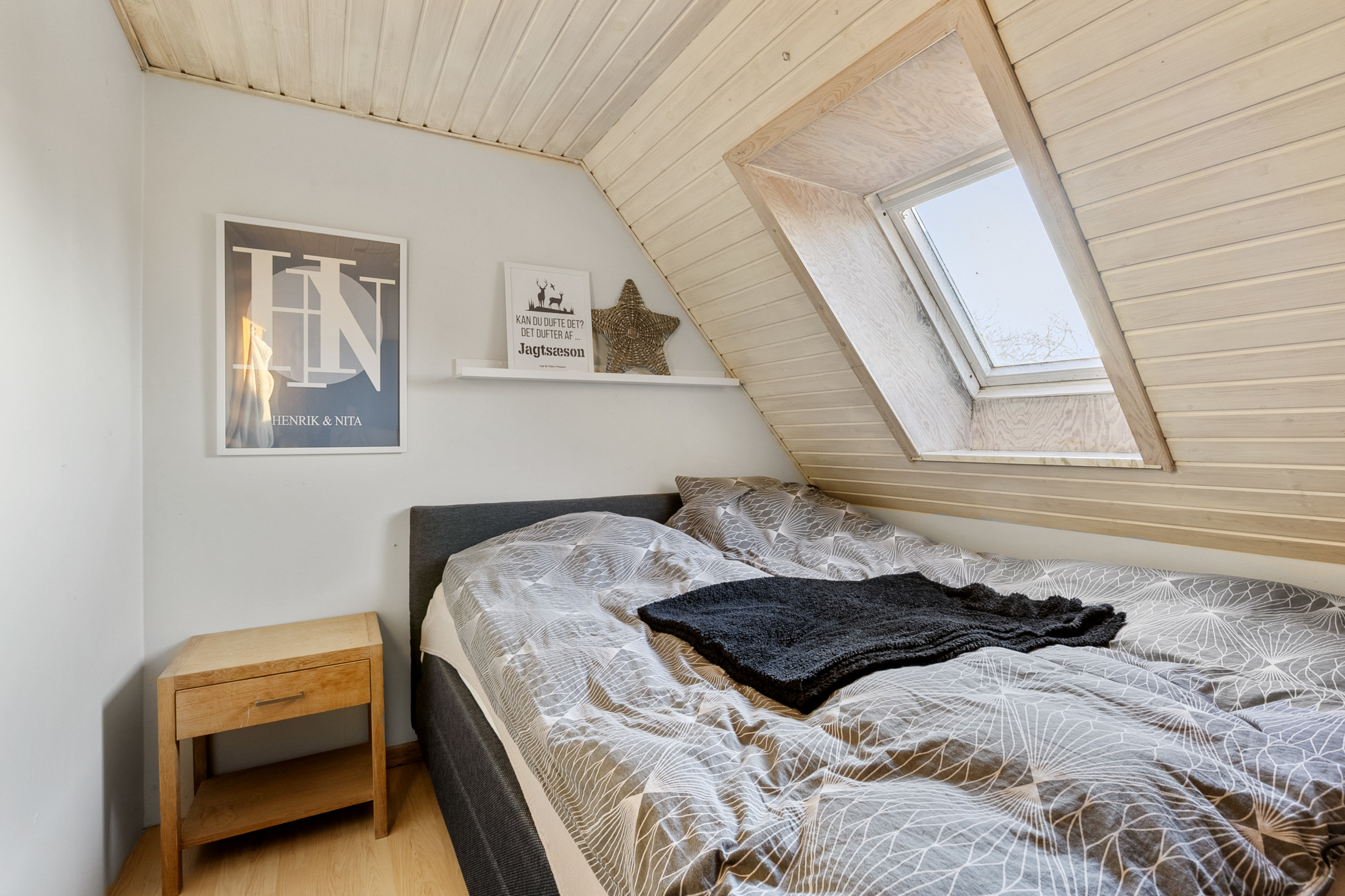 Fremhævet soveværelse billede i fuldskærmstilstand. Billede af Bredhøjvej 12, 6392 Bolderslev